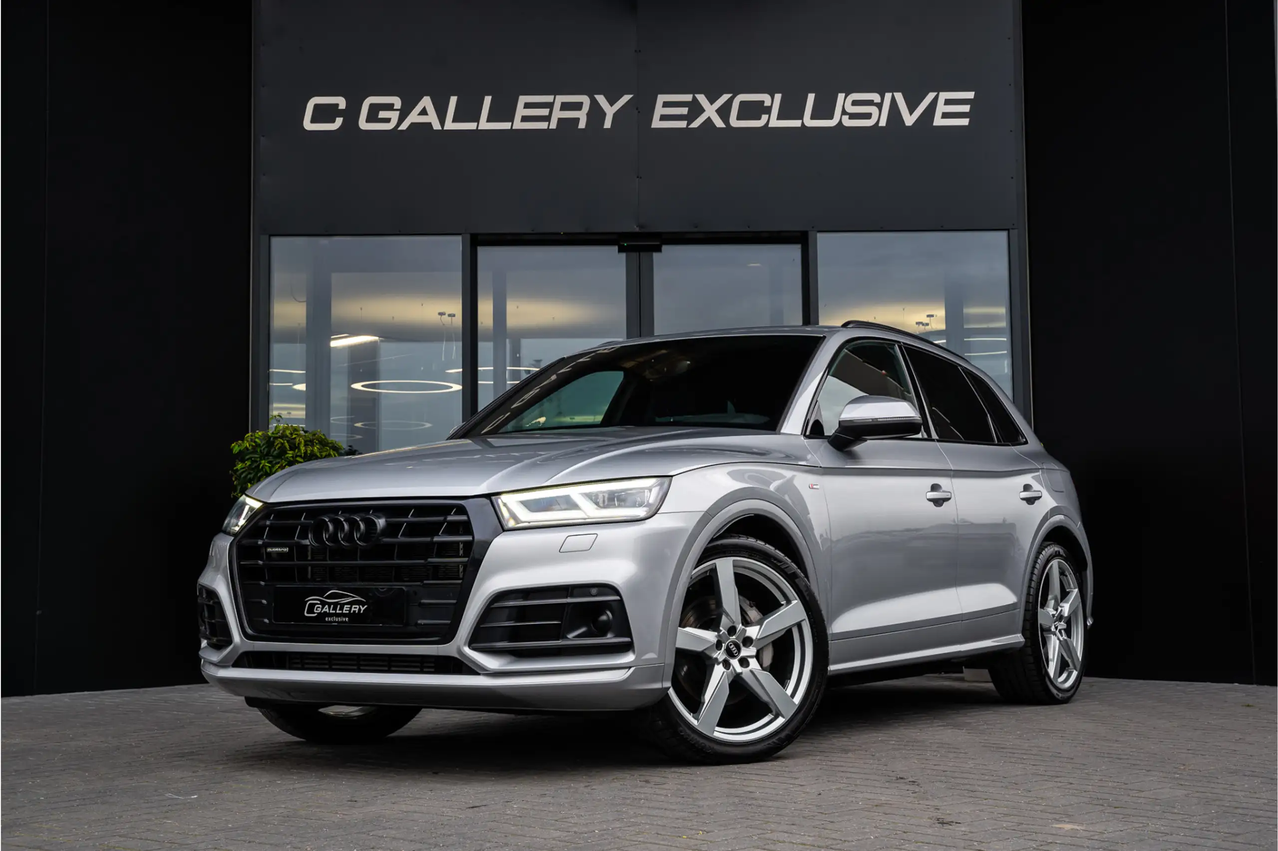 Audi - Q5