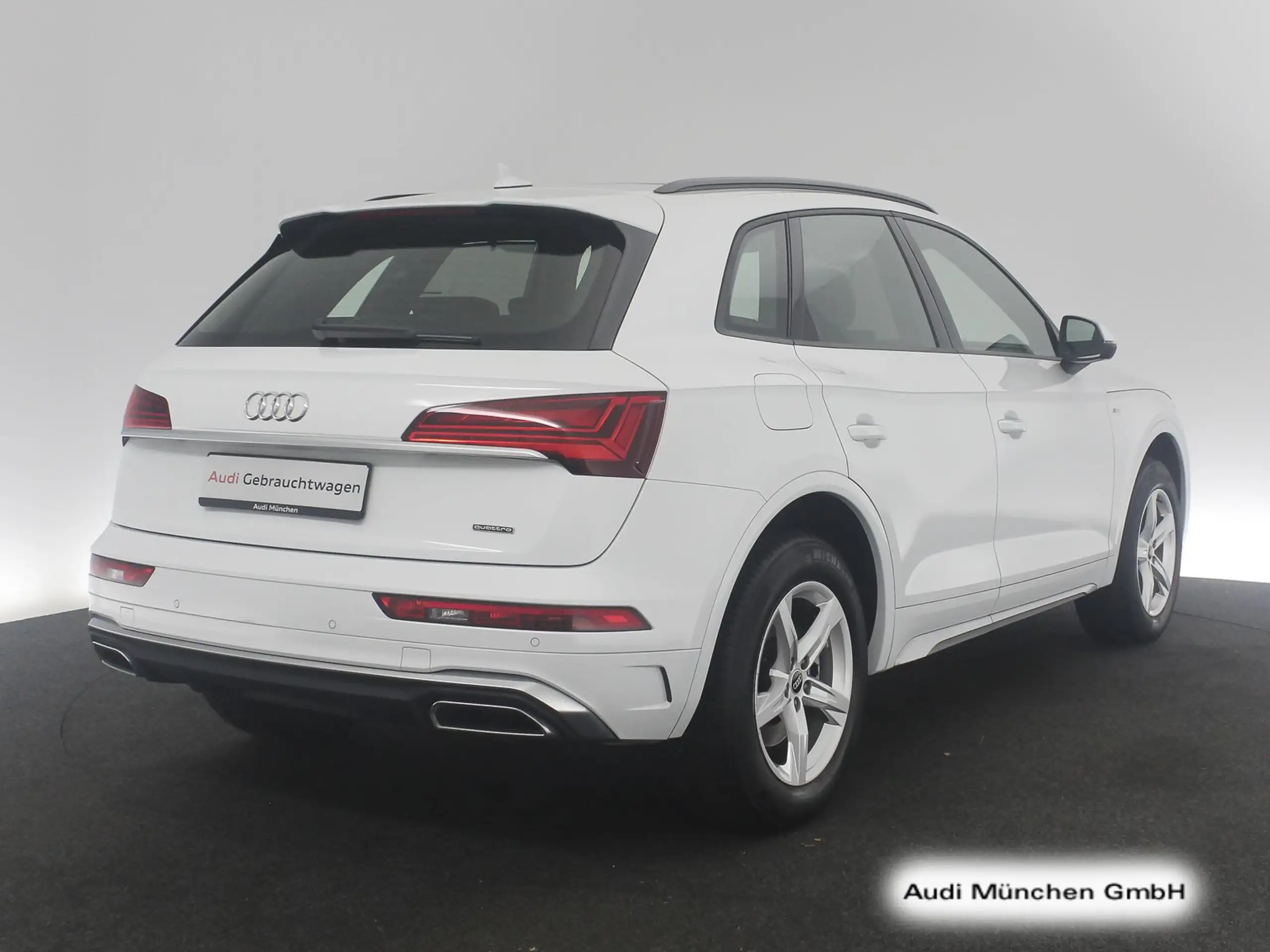 Audi - Q5