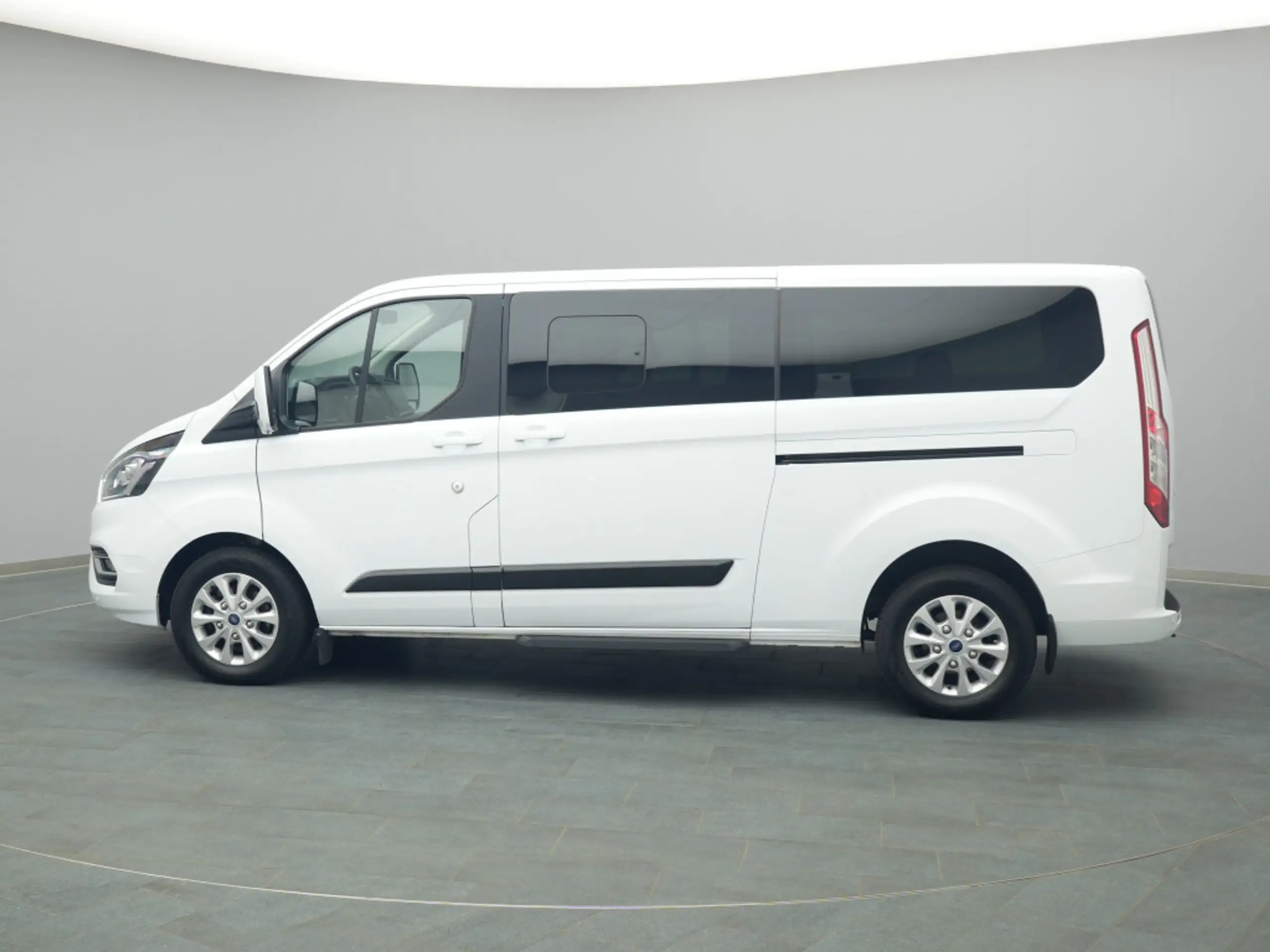 Ford - Tourneo Custom