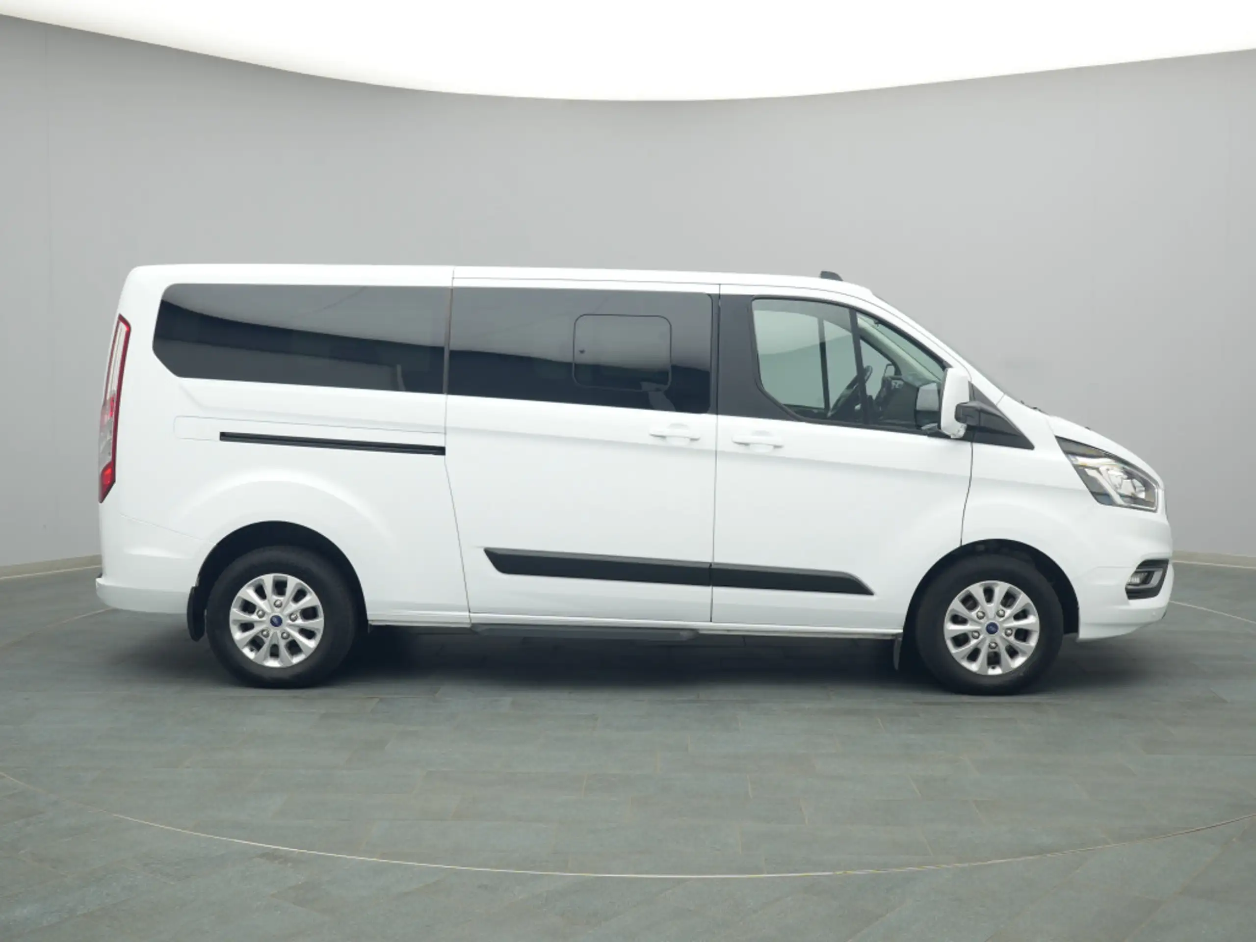 Ford - Tourneo Custom