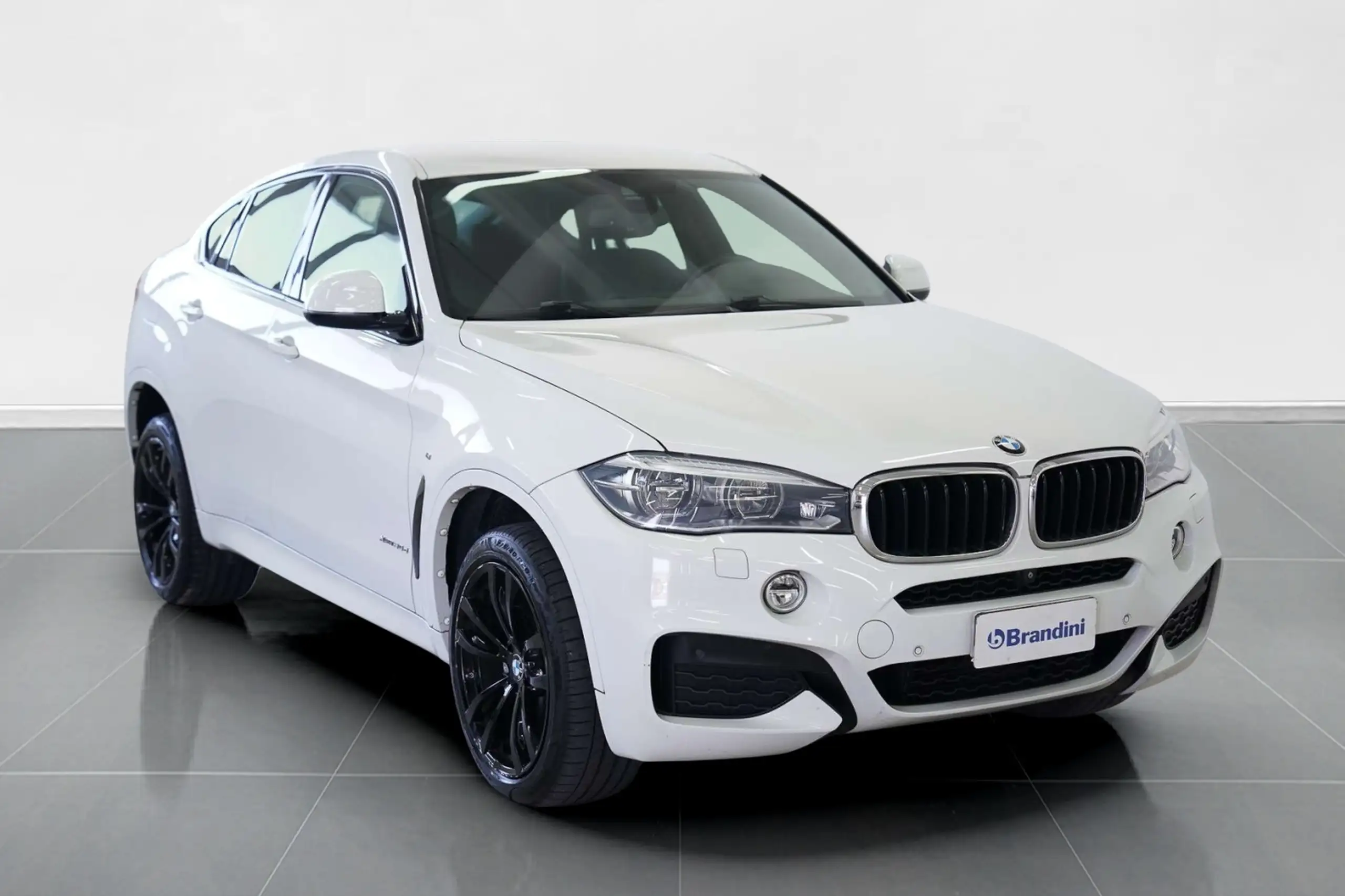 BMW - X6