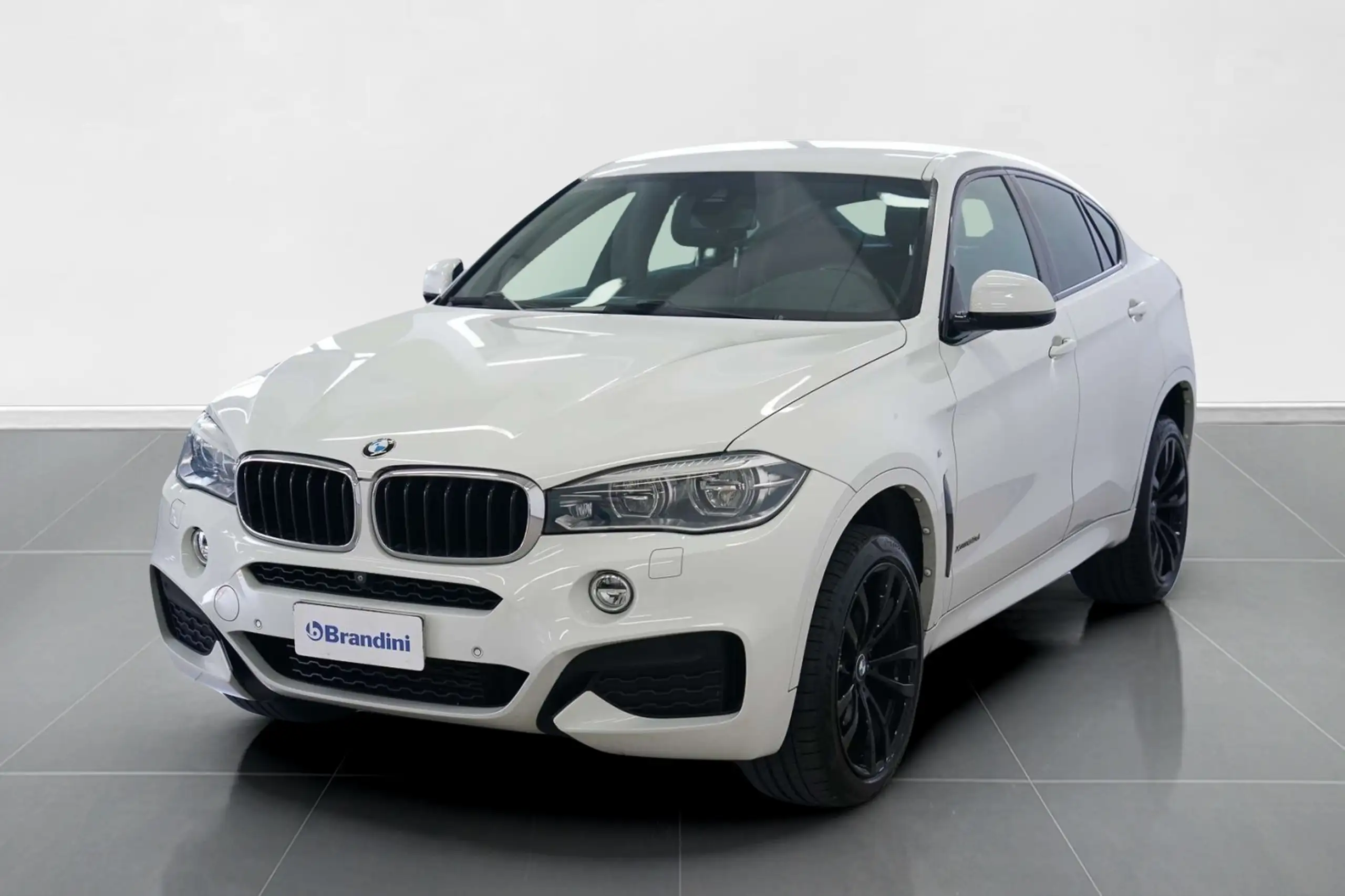 BMW - X6