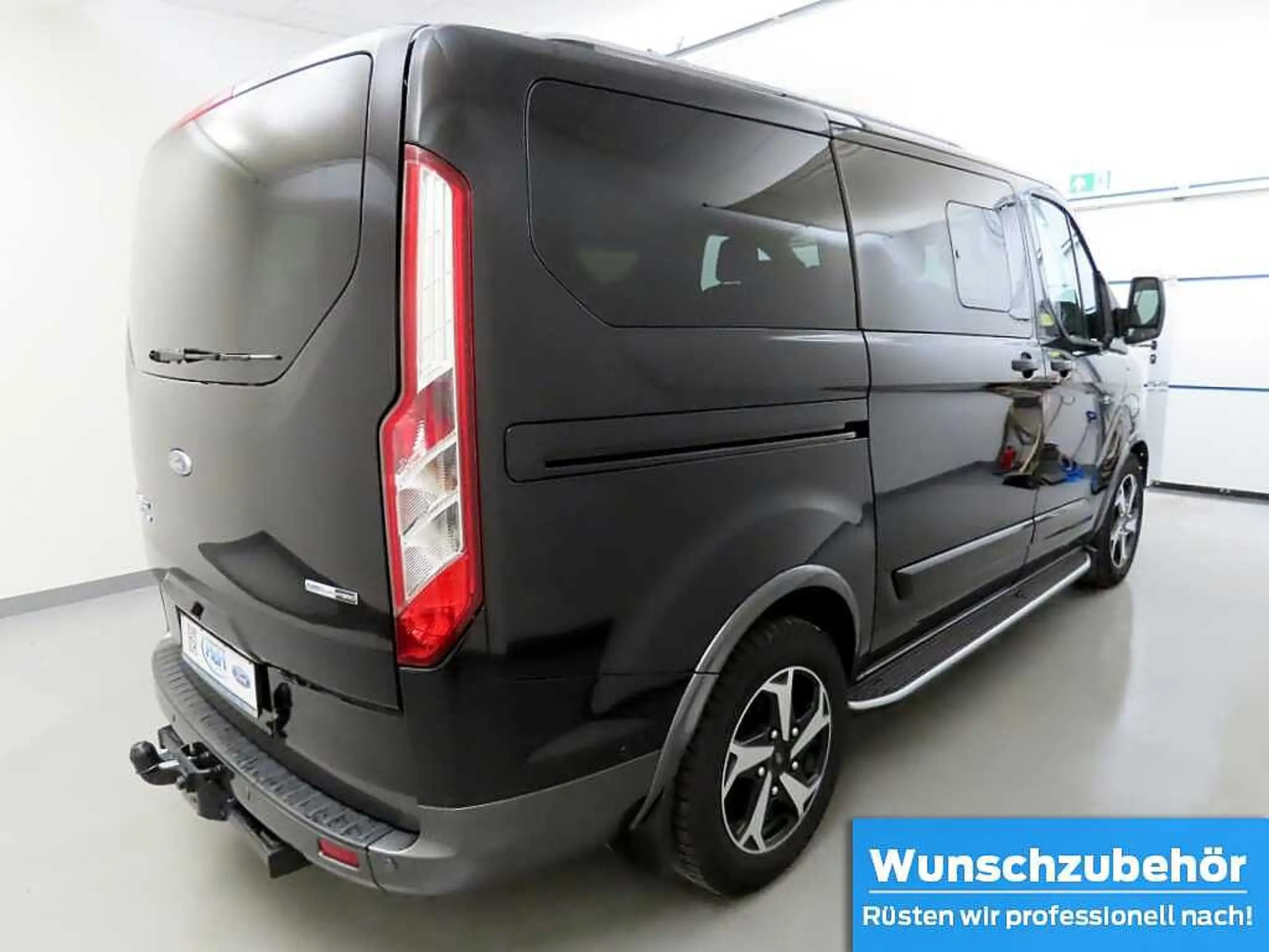 Ford - Tourneo Custom