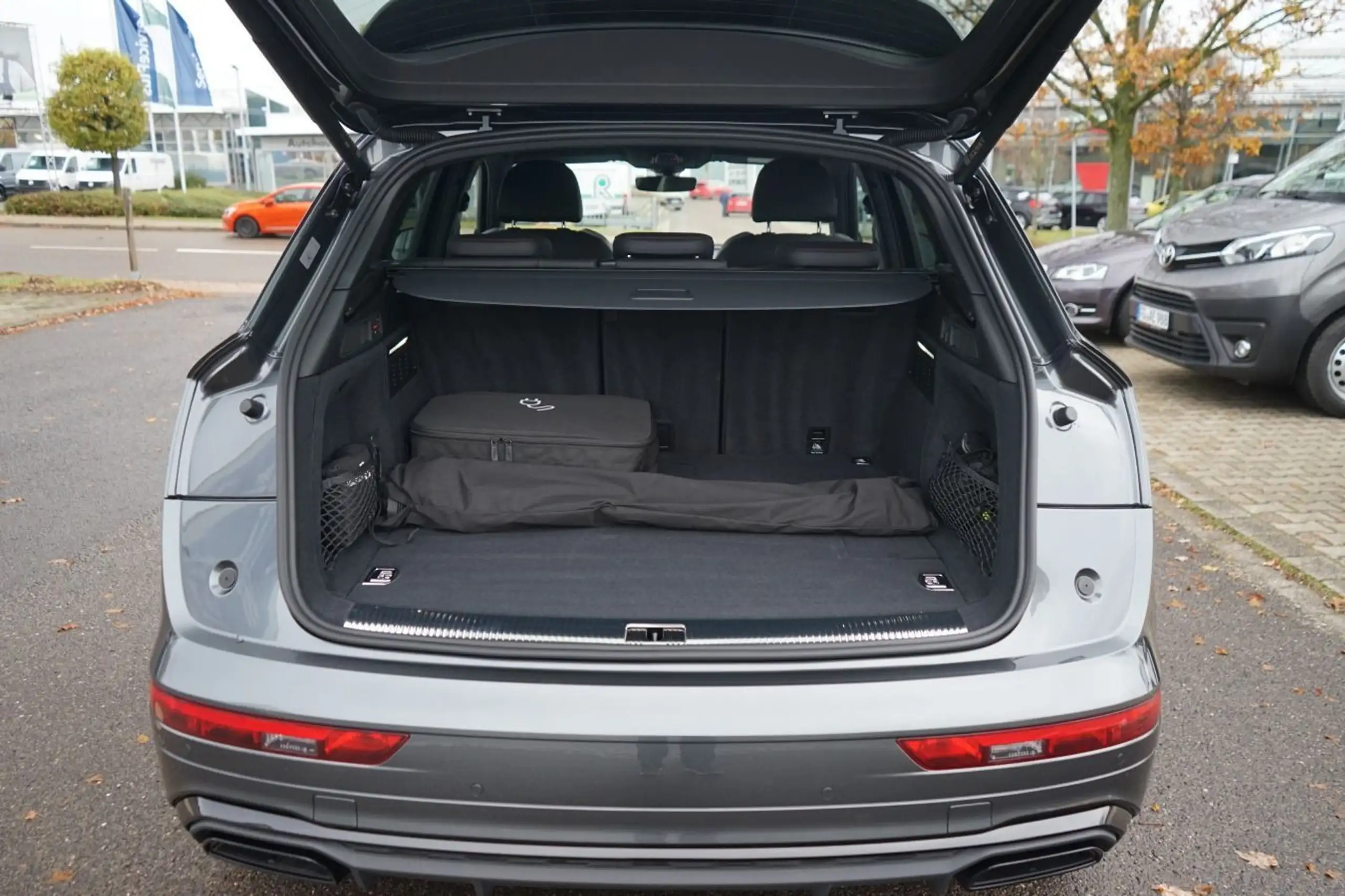 Audi - Q5