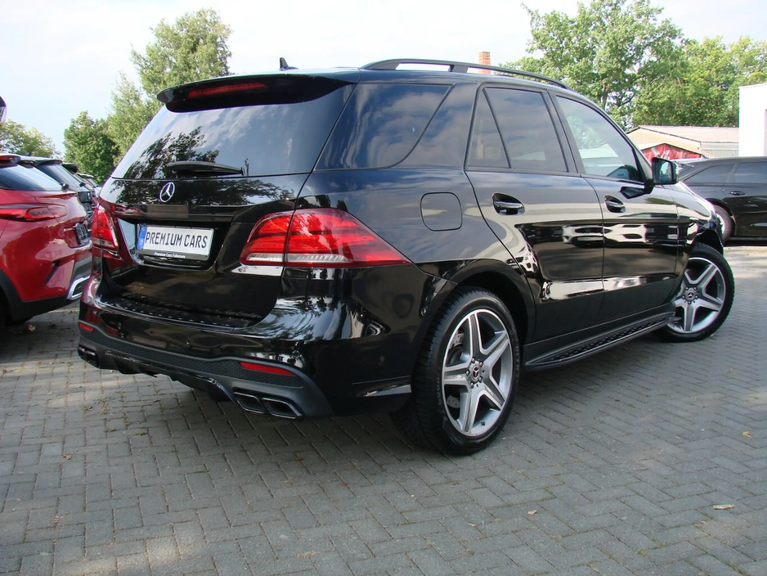 Mercedes-Benz - GLE 350