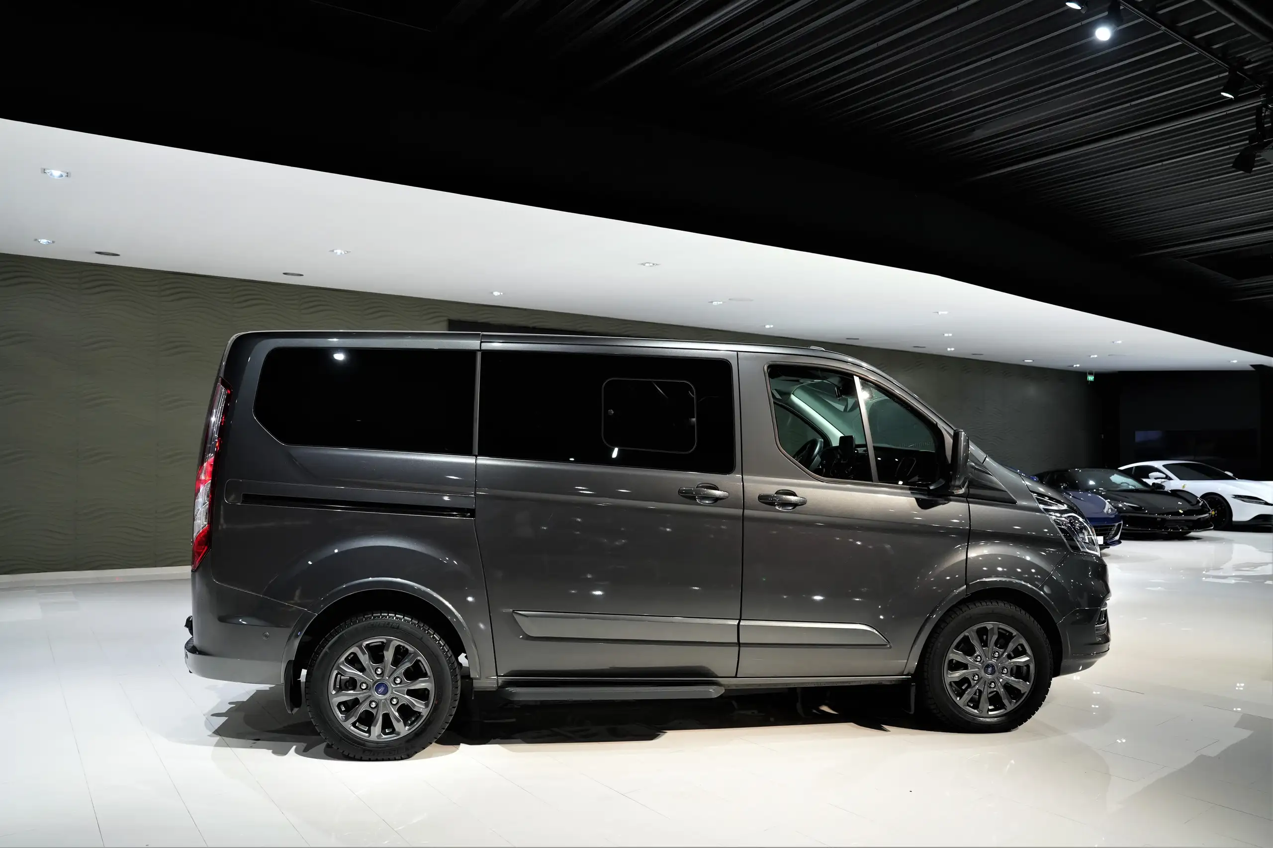 Ford - Tourneo Custom