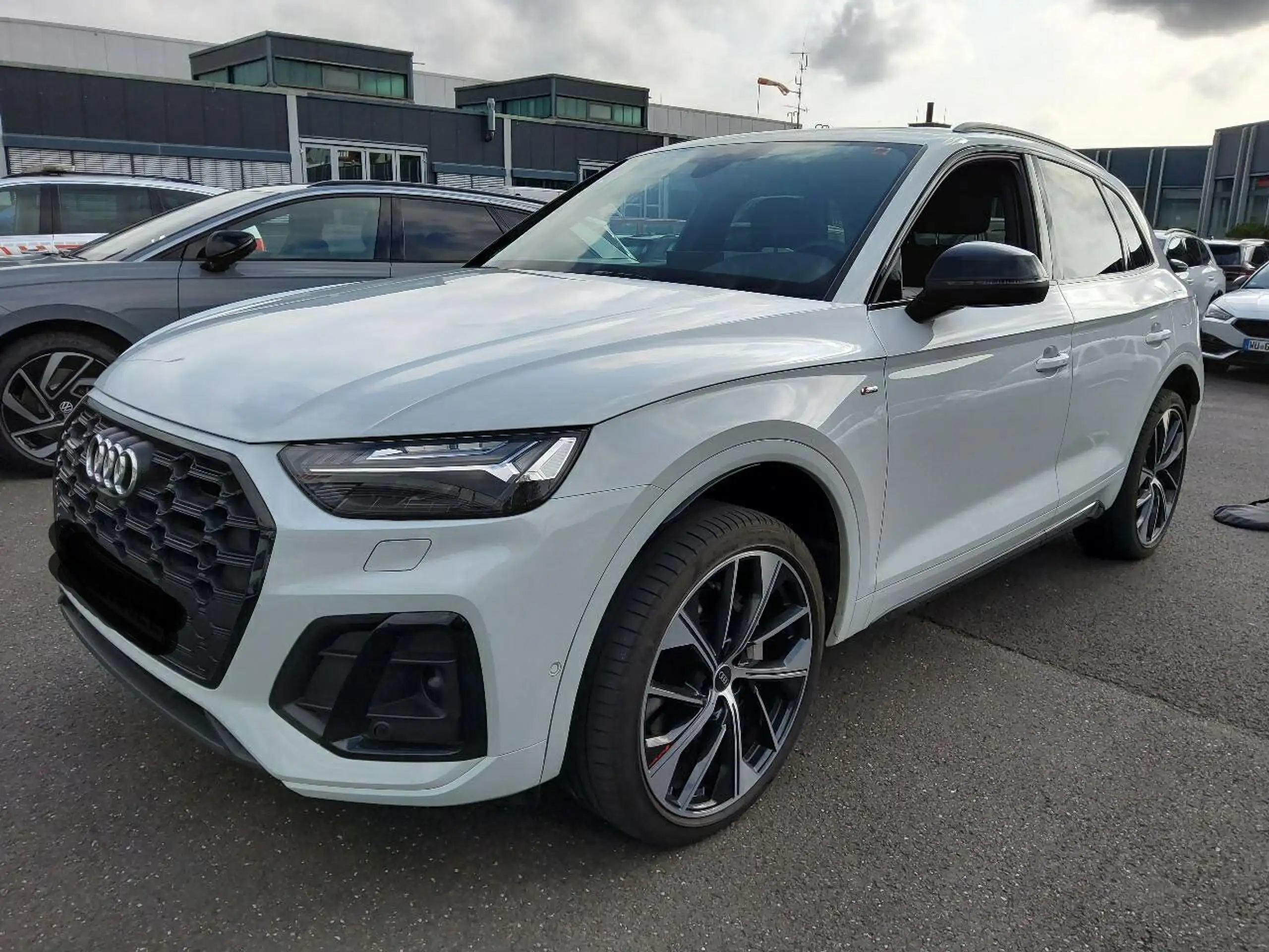 Audi - Q5