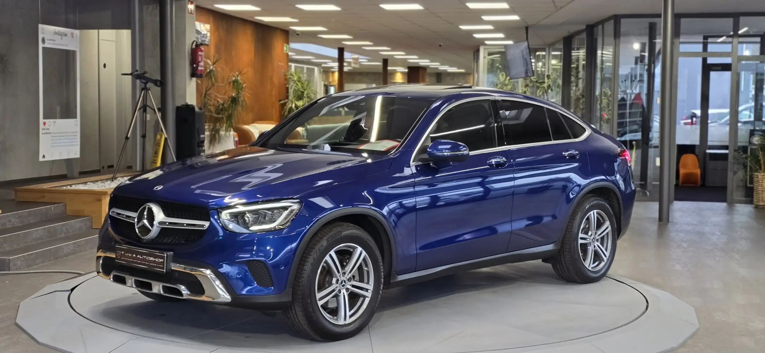 Mercedes-Benz - GLC 200