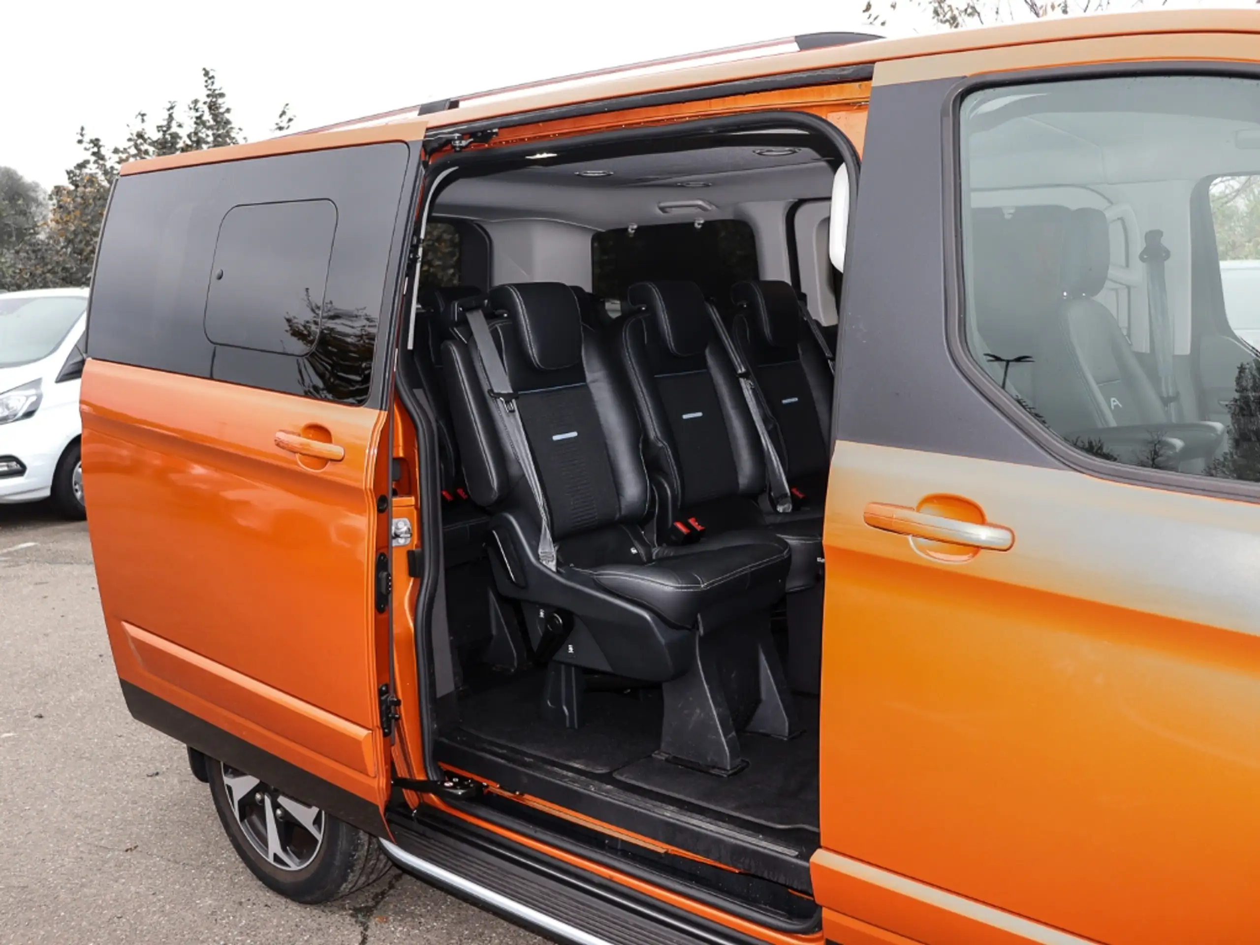 Ford - Tourneo Custom