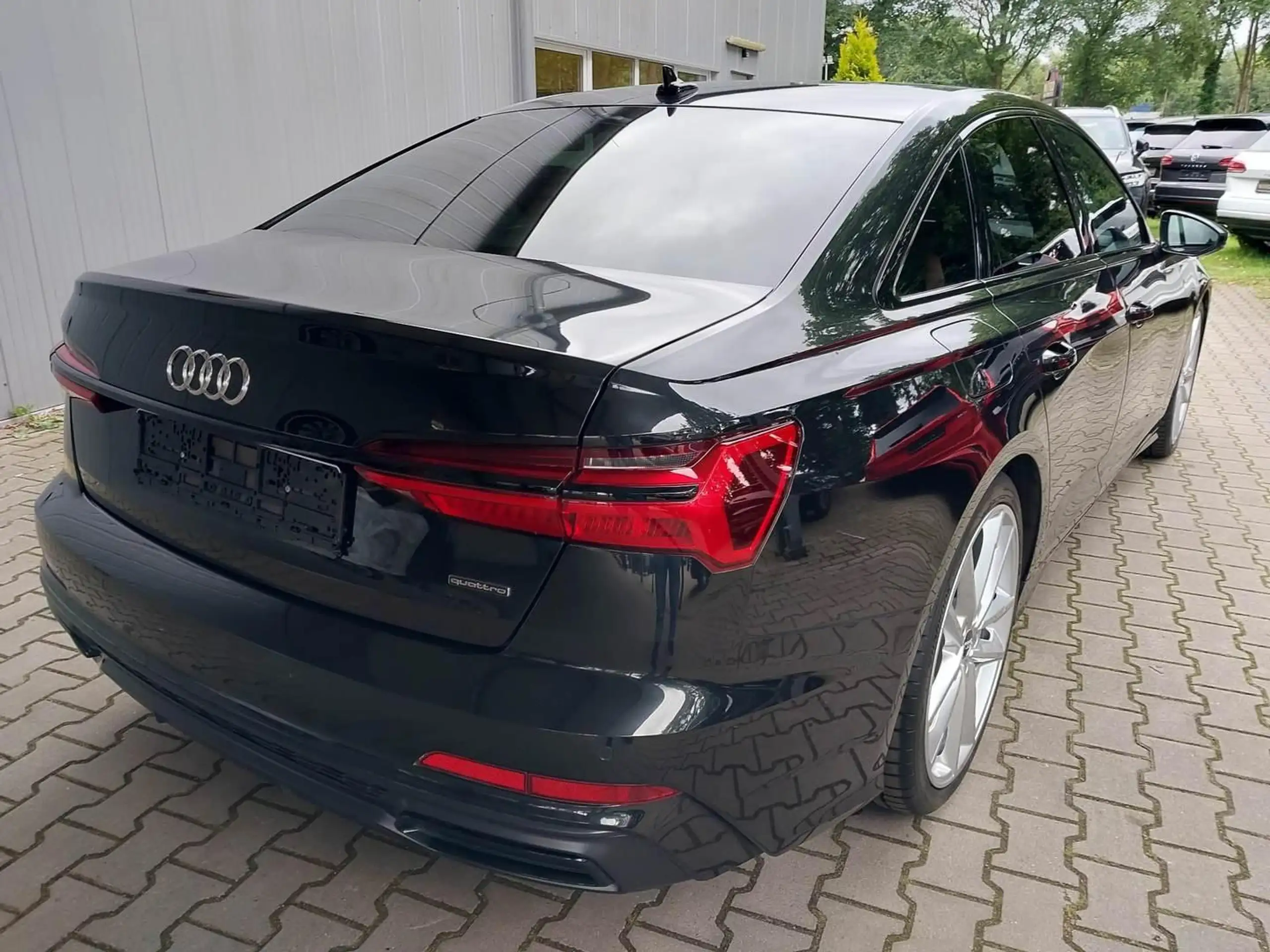 Audi - A6