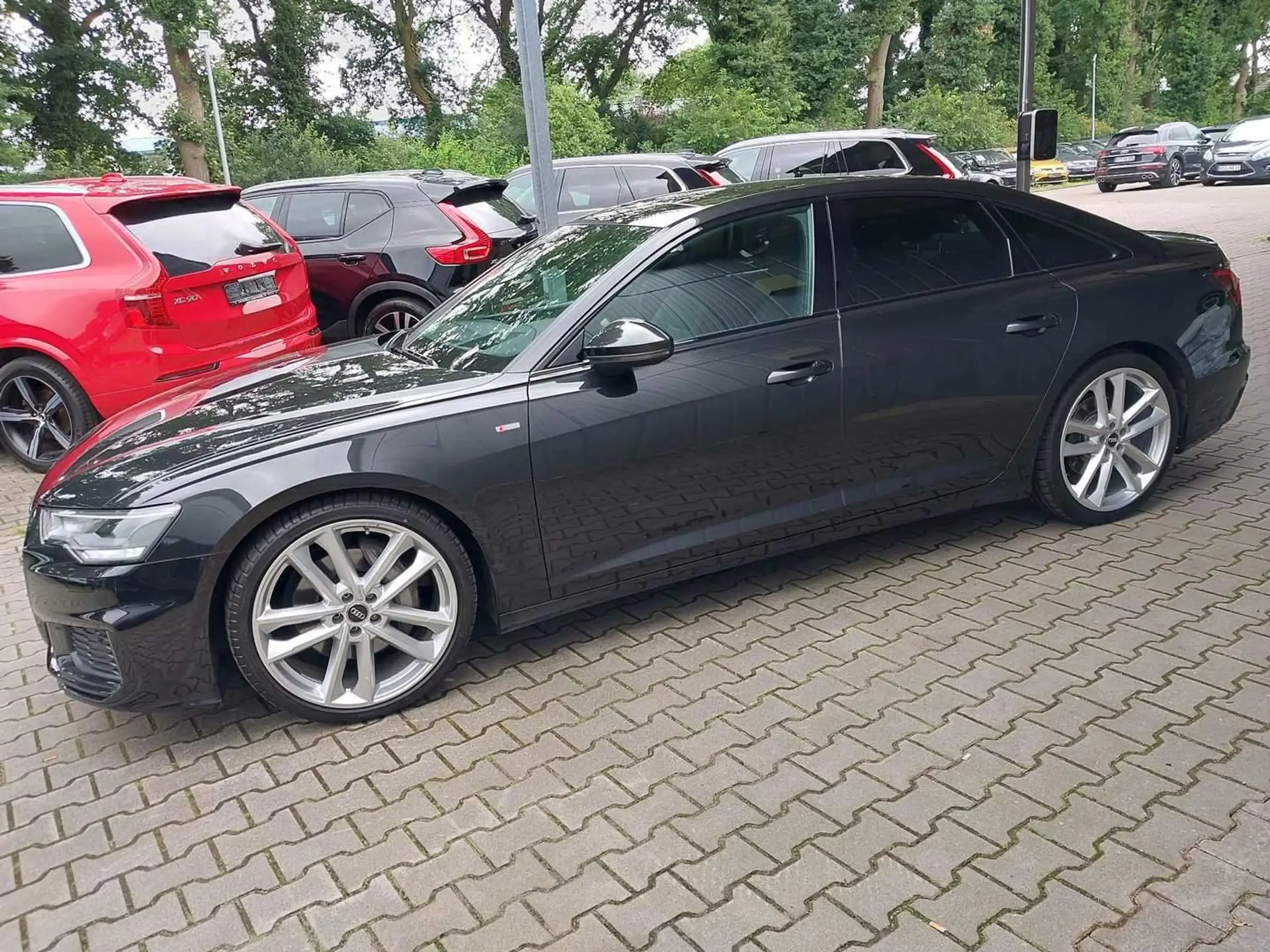 Audi - A6