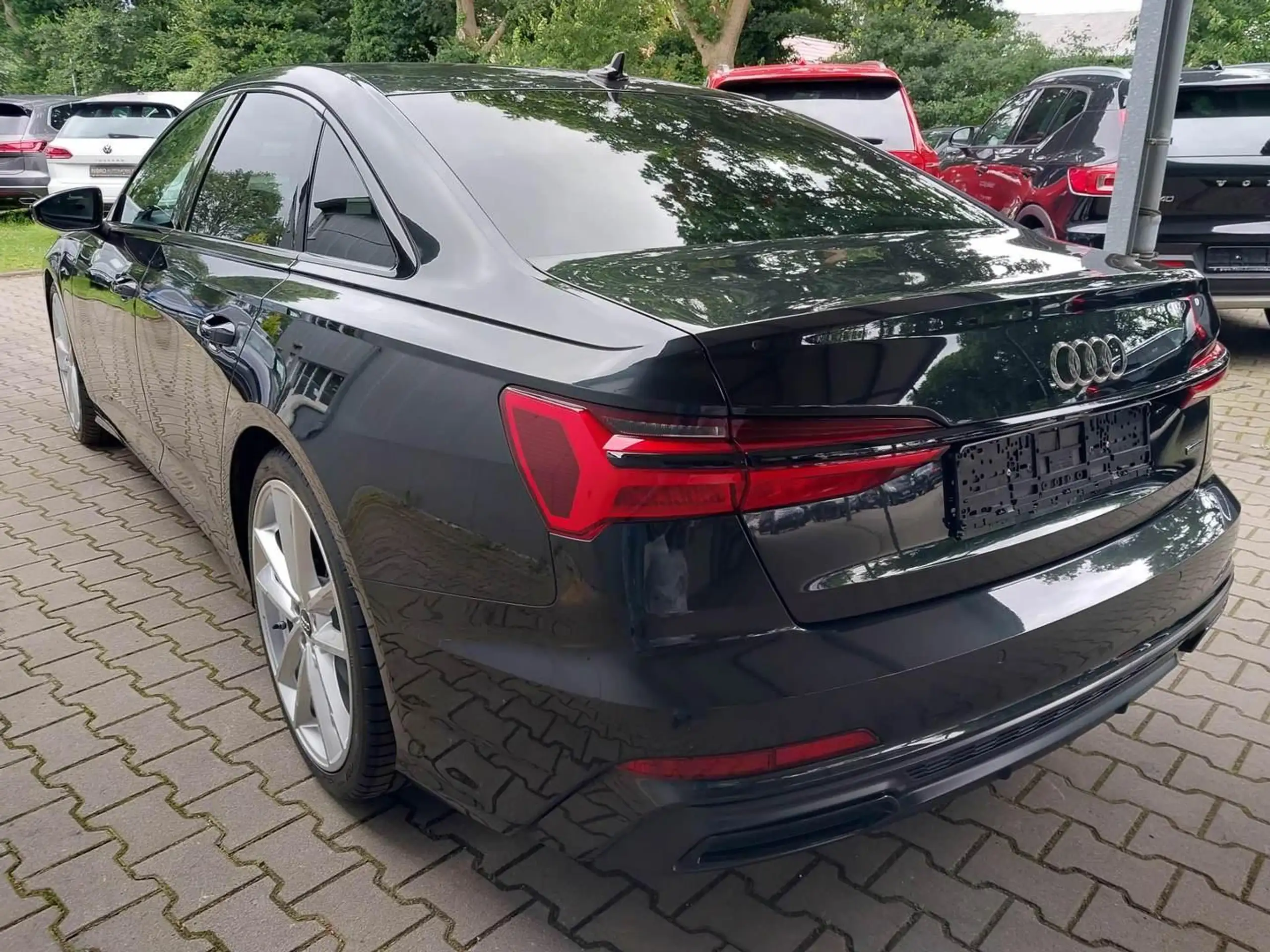 Audi - A6