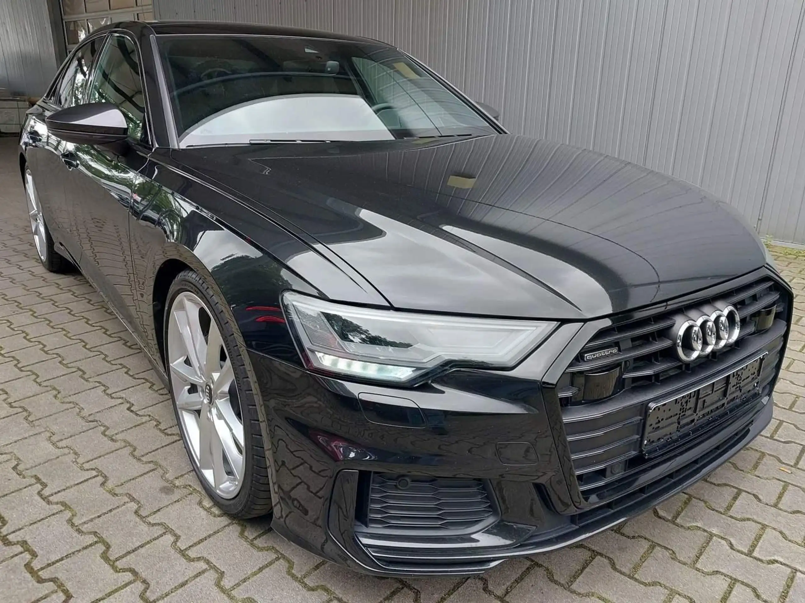 Audi - A6