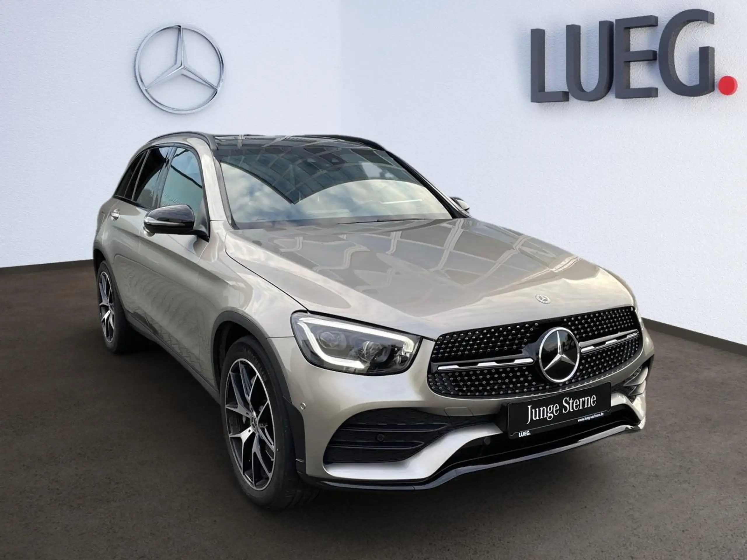 Mercedes-Benz - GLC 400