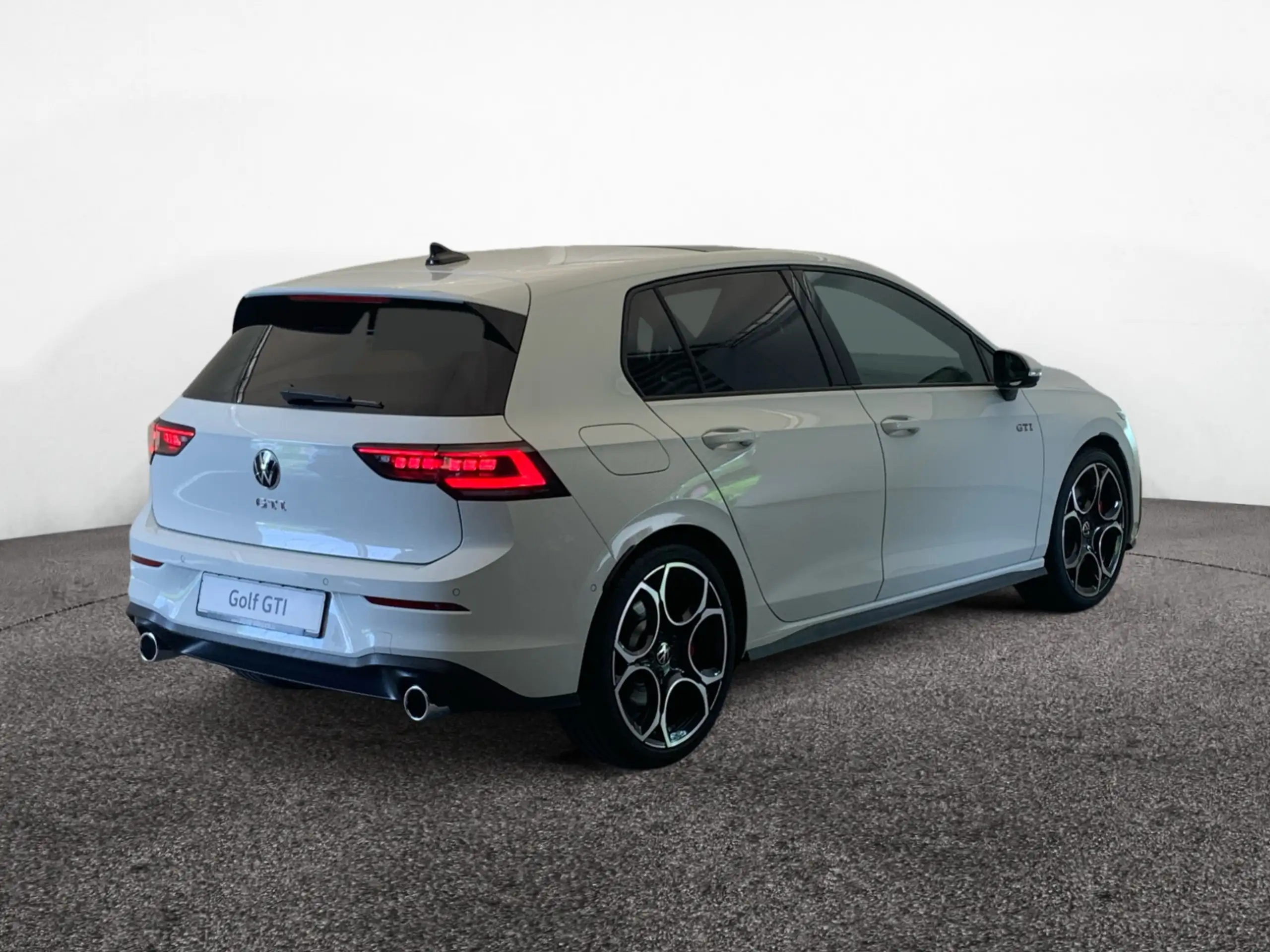 Volkswagen - Golf GTI