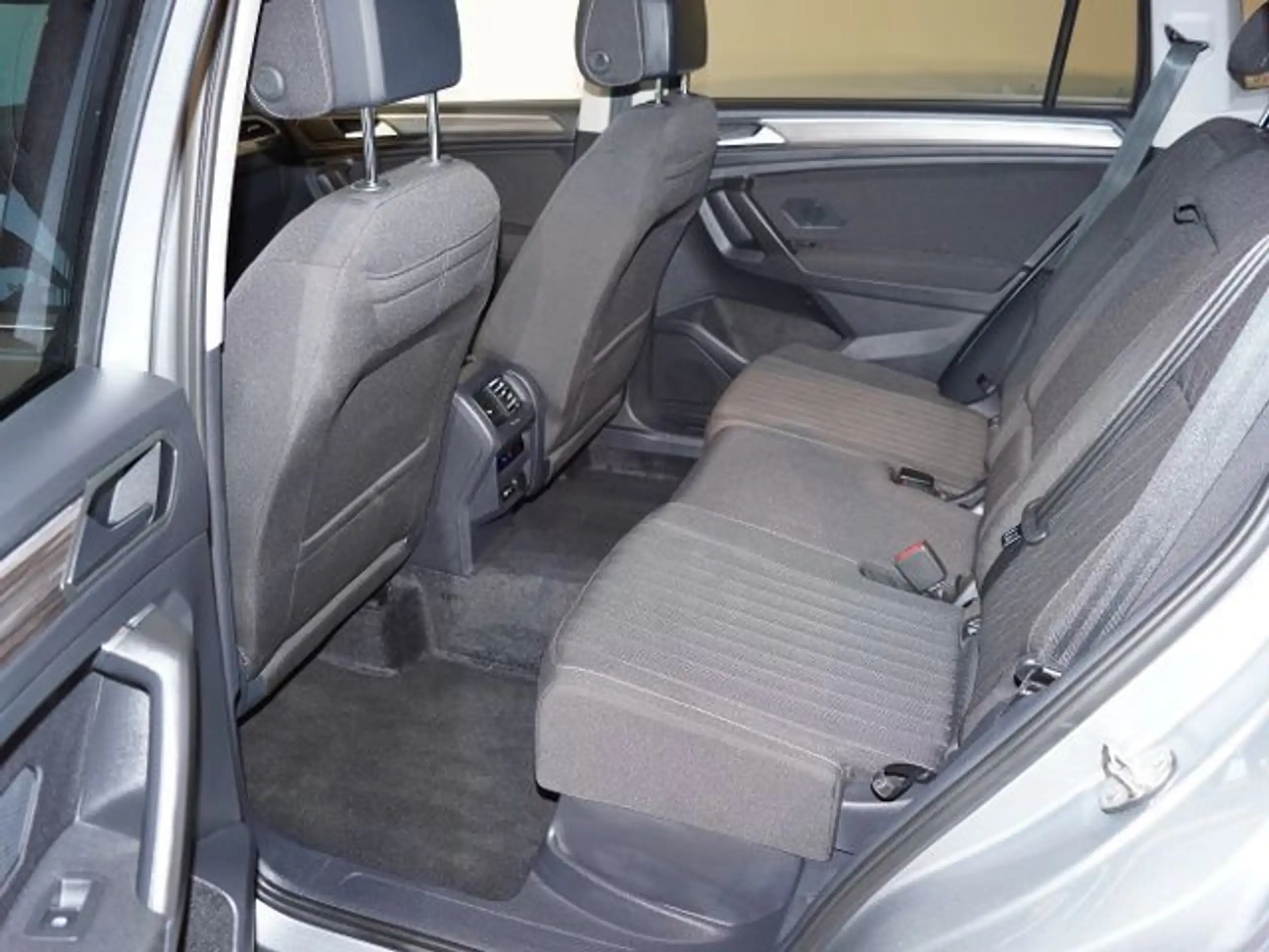 Volkswagen - Tiguan Allspace