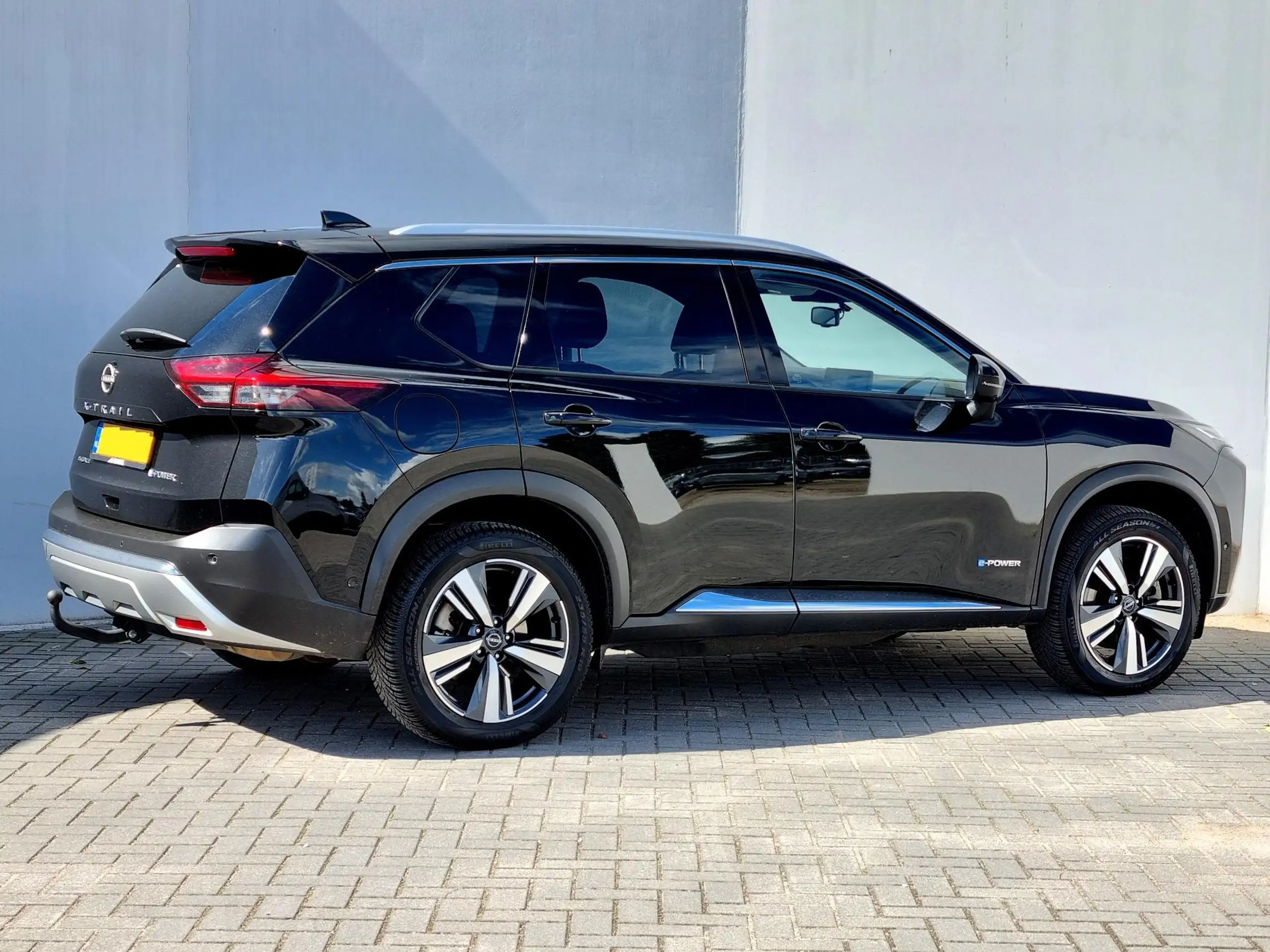 Nissan - X-Trail