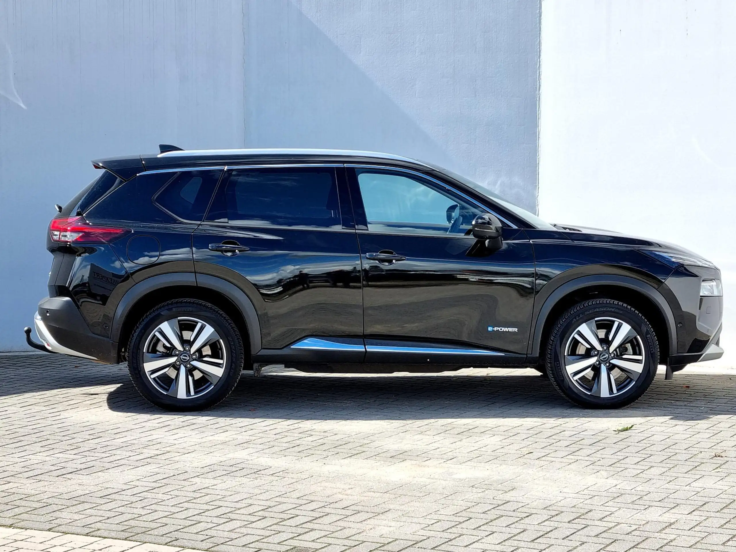 Nissan - X-Trail