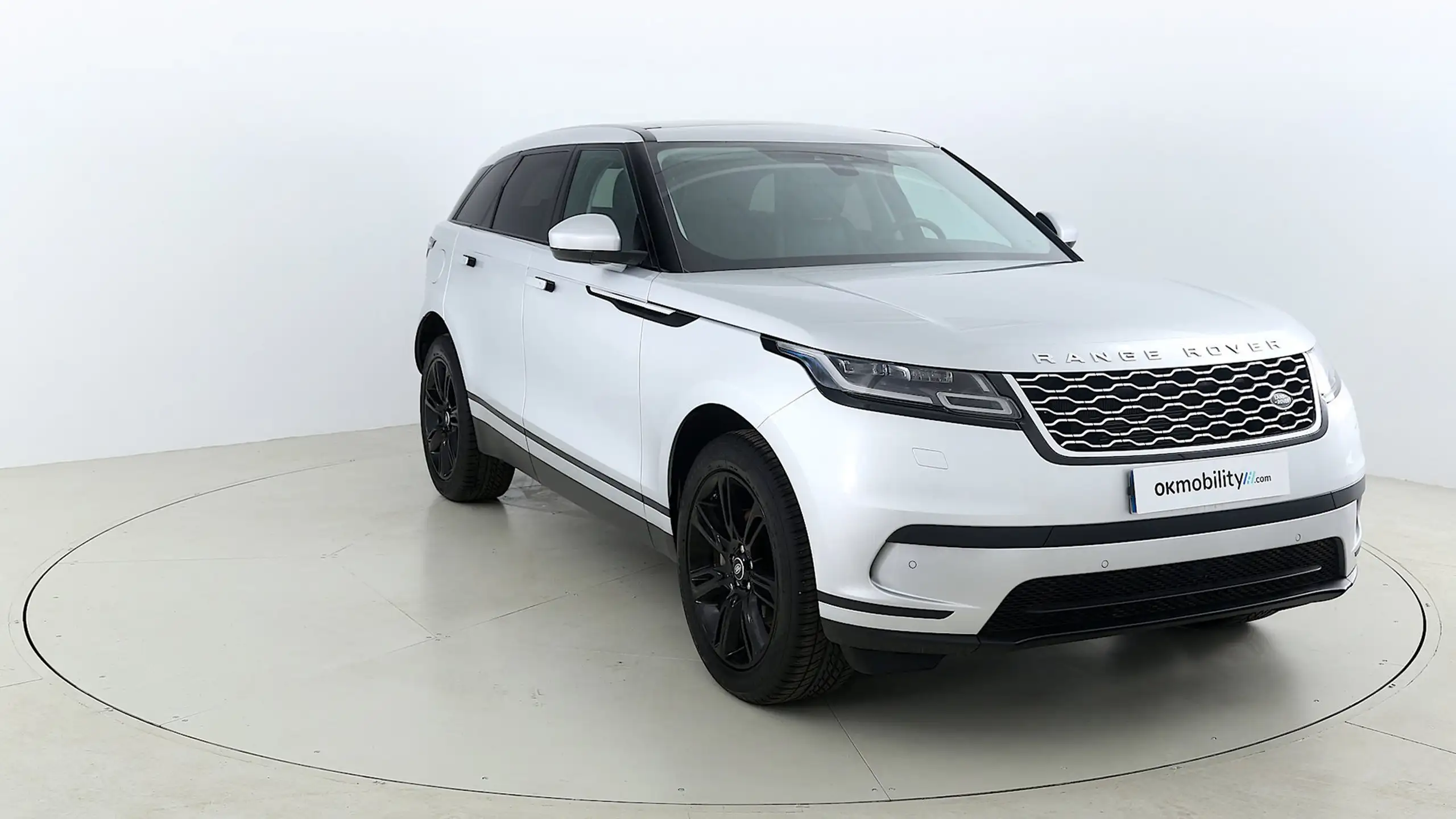 Land Rover - Range Rover Velar