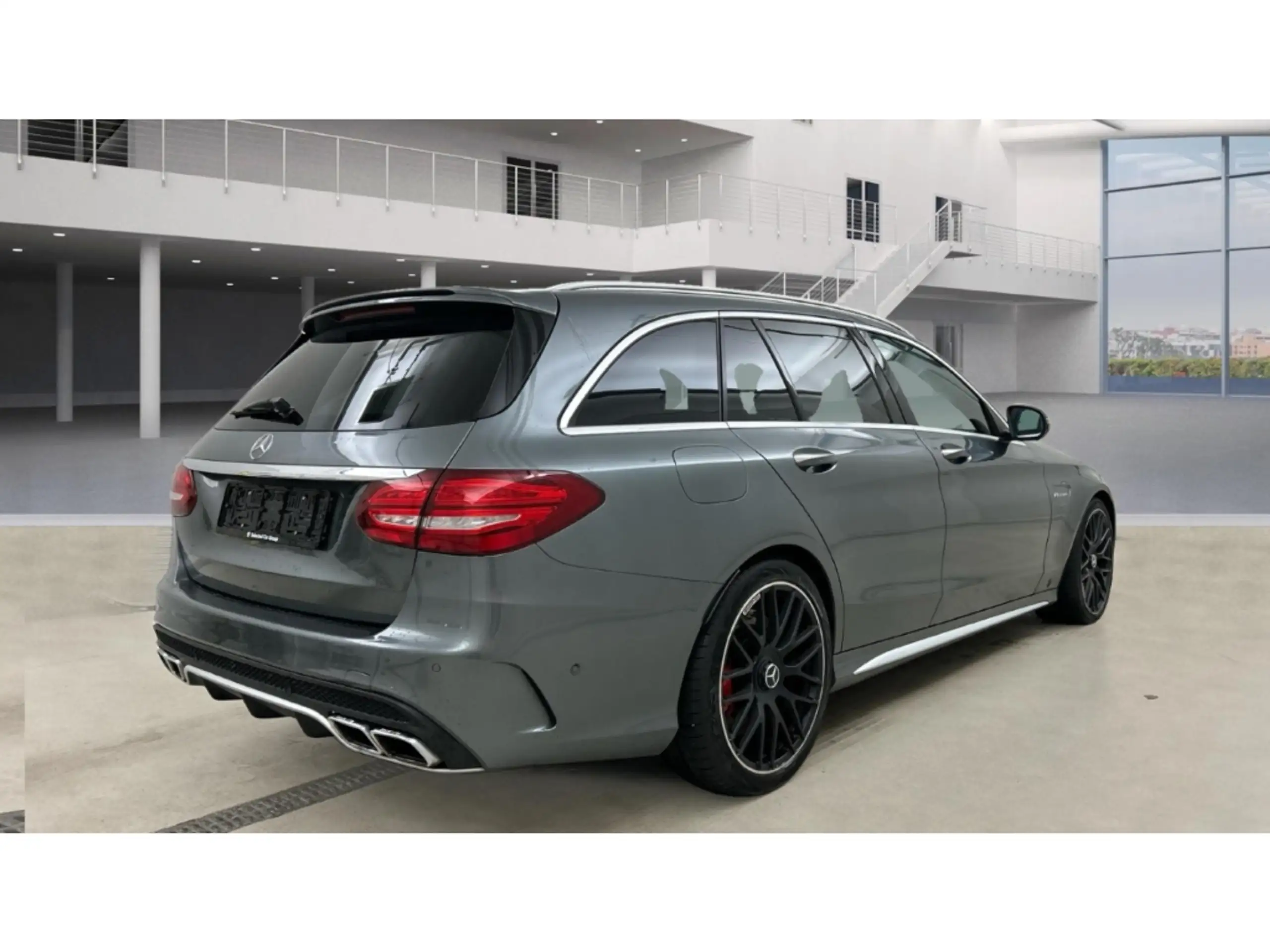 Mercedes-Benz - C 63 AMG