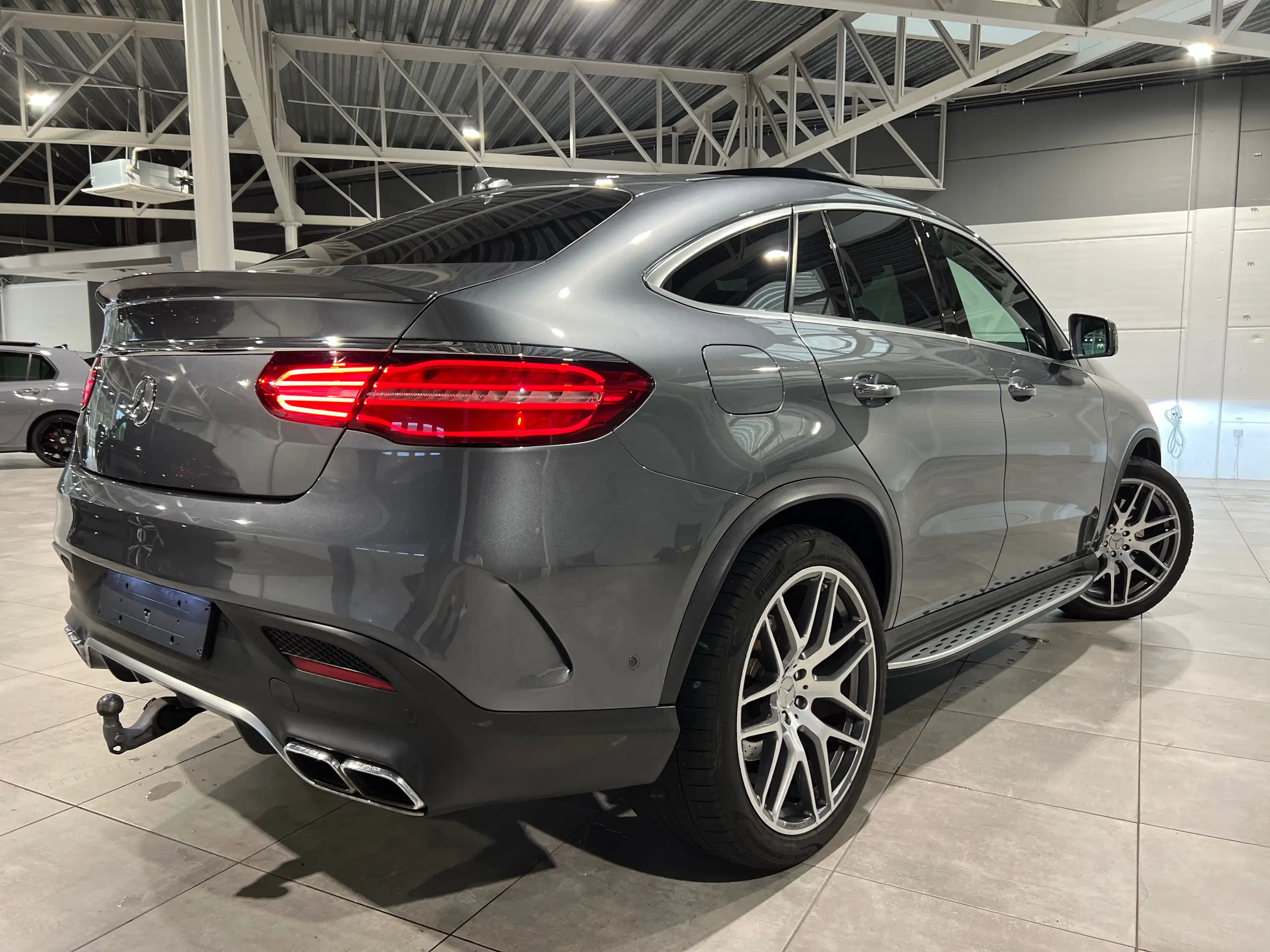 Mercedes-Benz - GLE 63 AMG