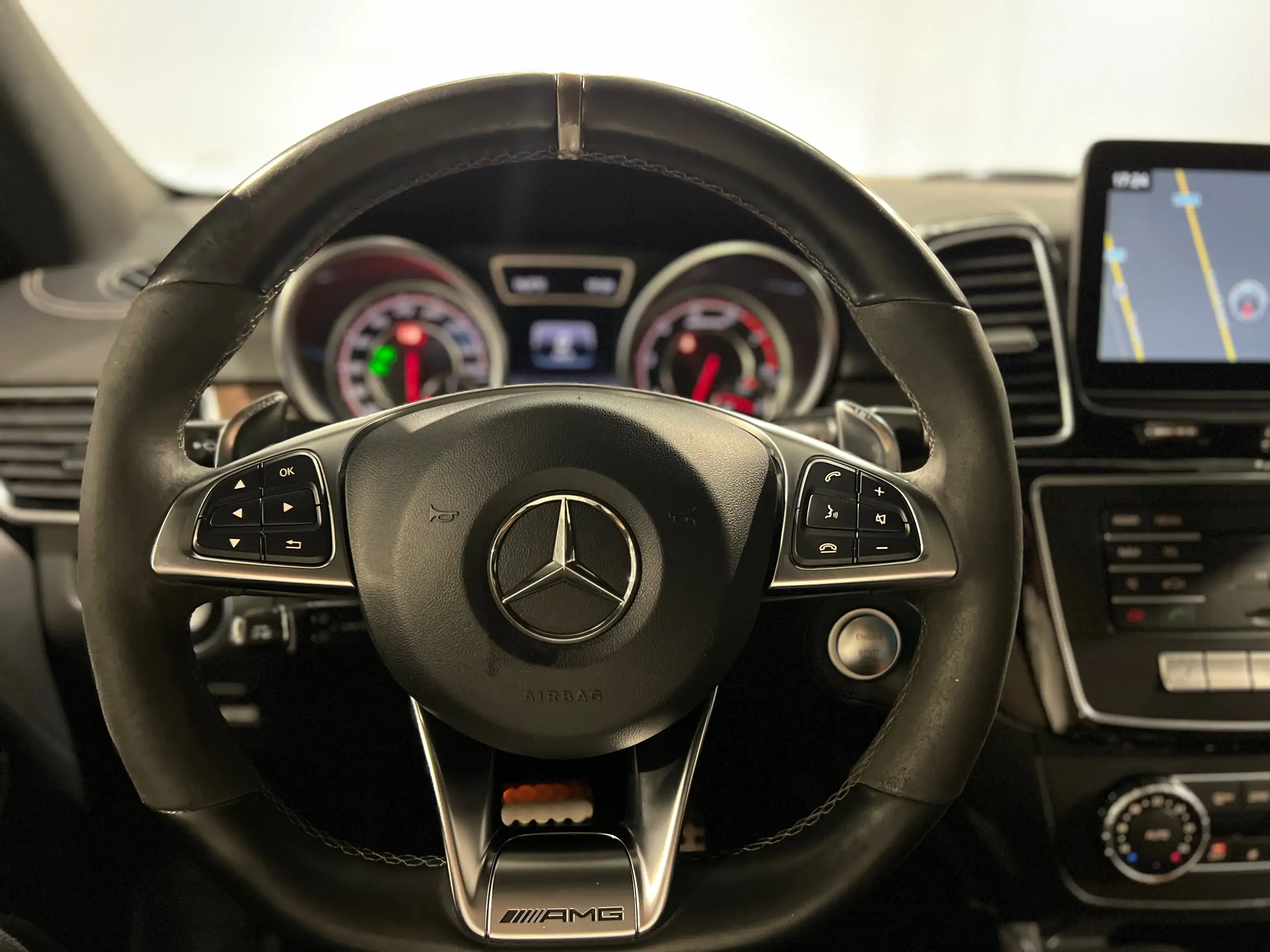 Mercedes-Benz - GLE 63 AMG