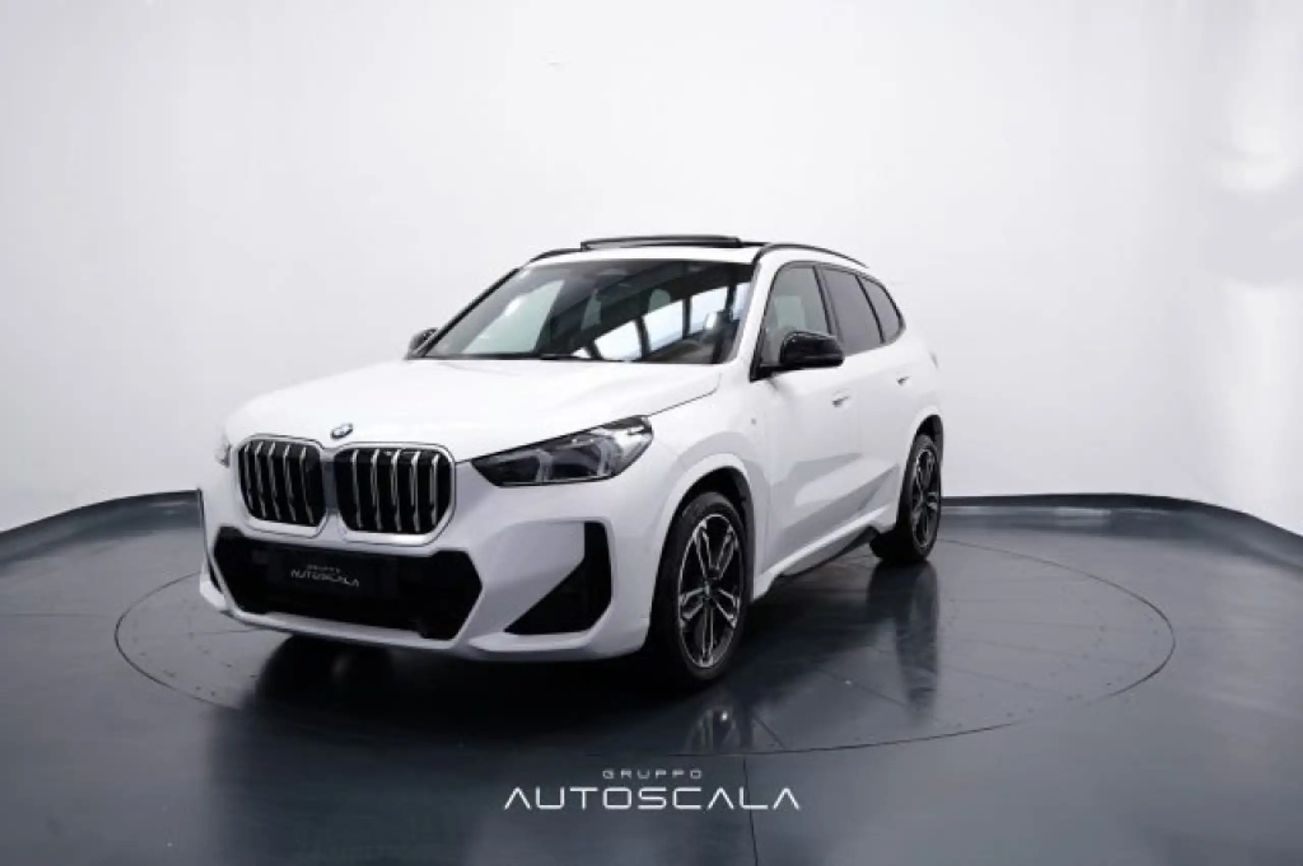 BMW - X1