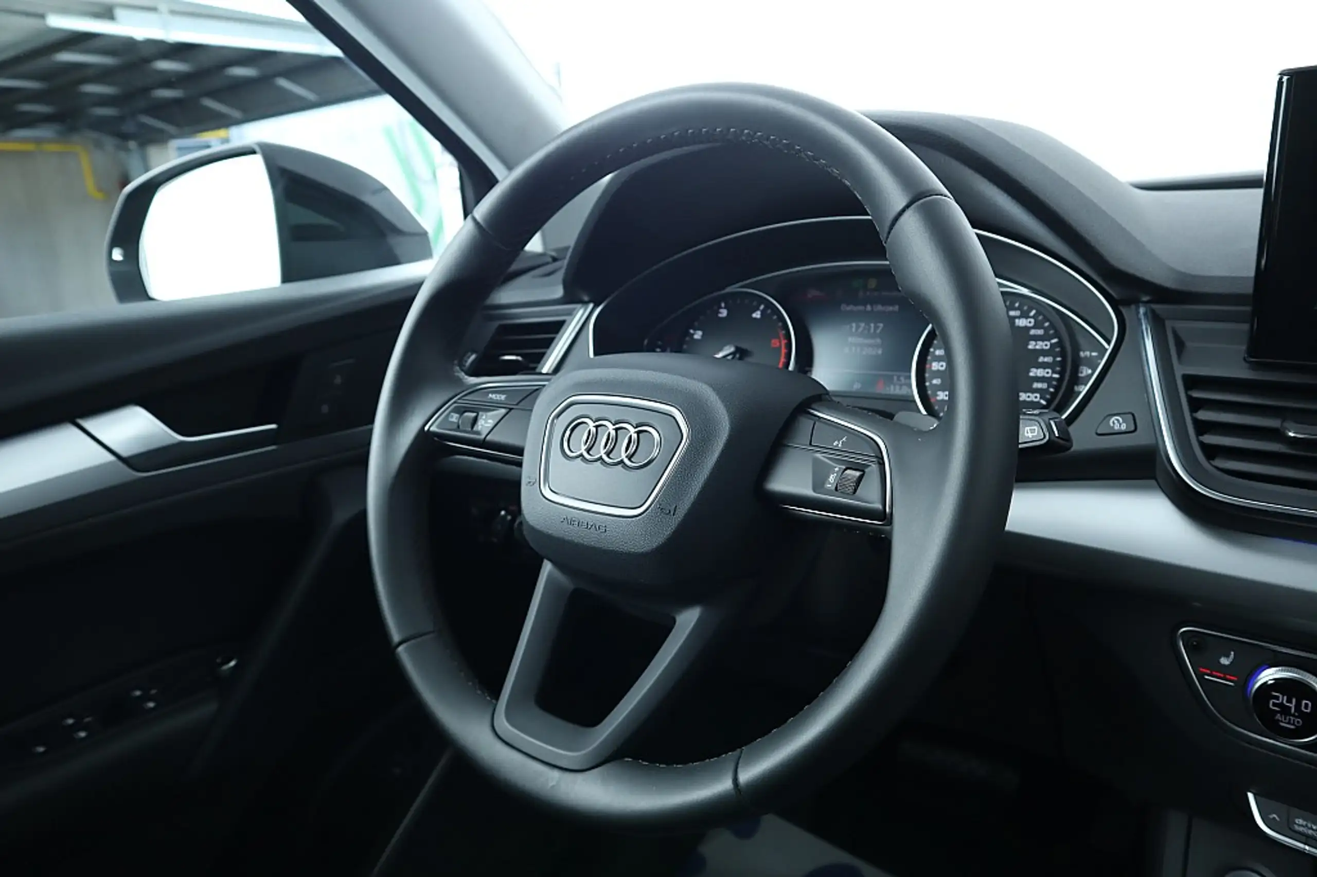 Audi - Q5