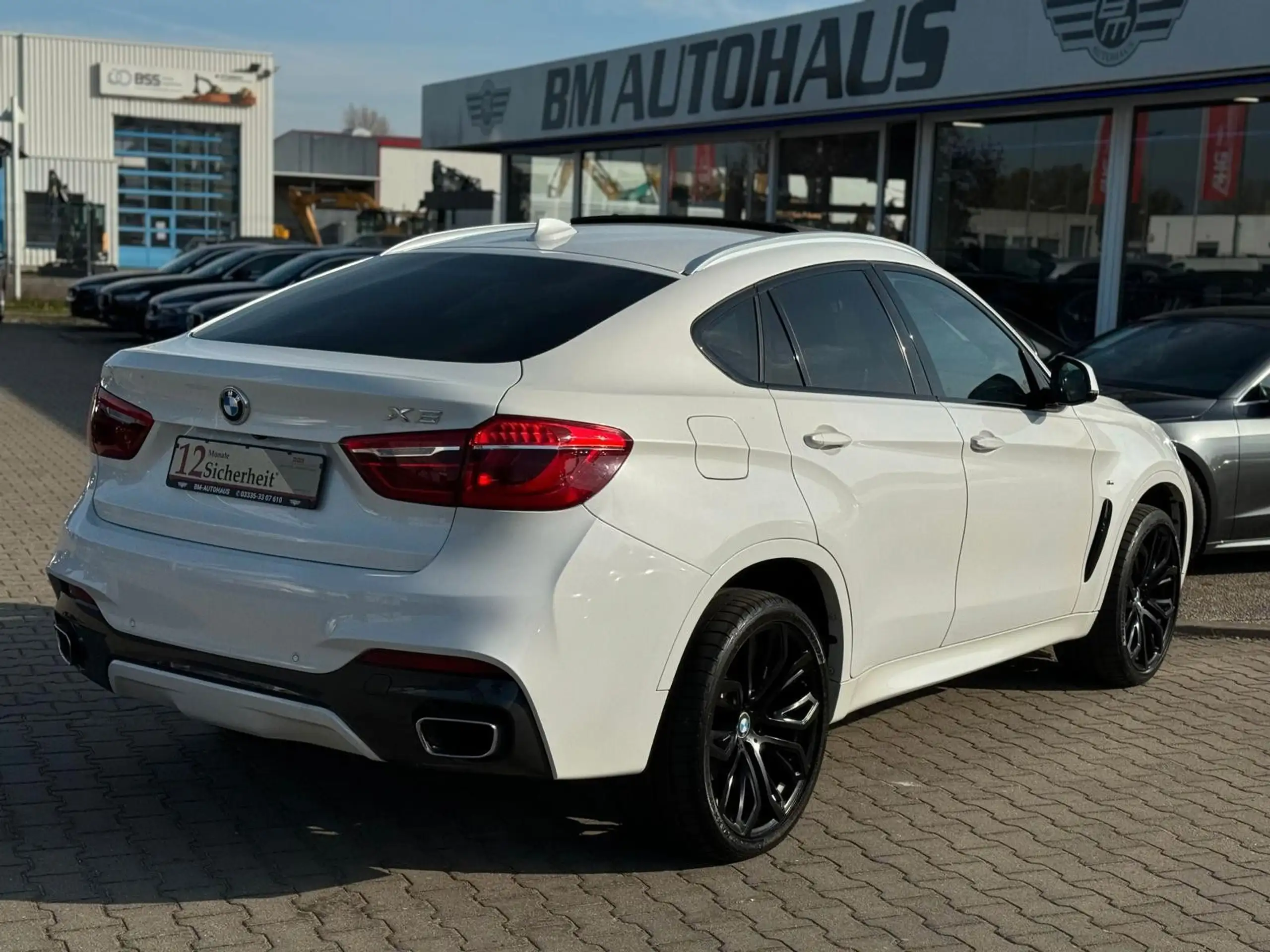 BMW - X6