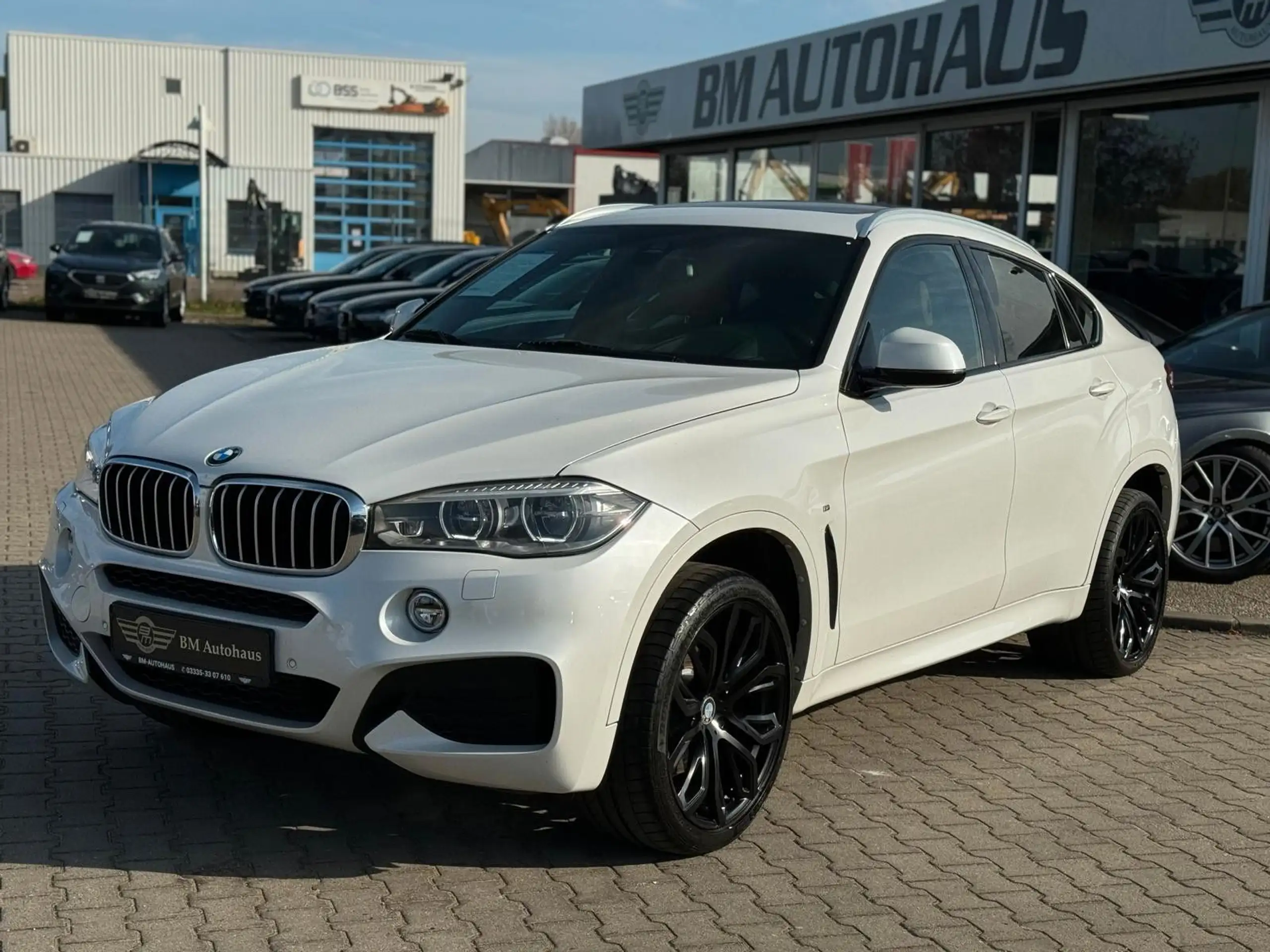 BMW - X6