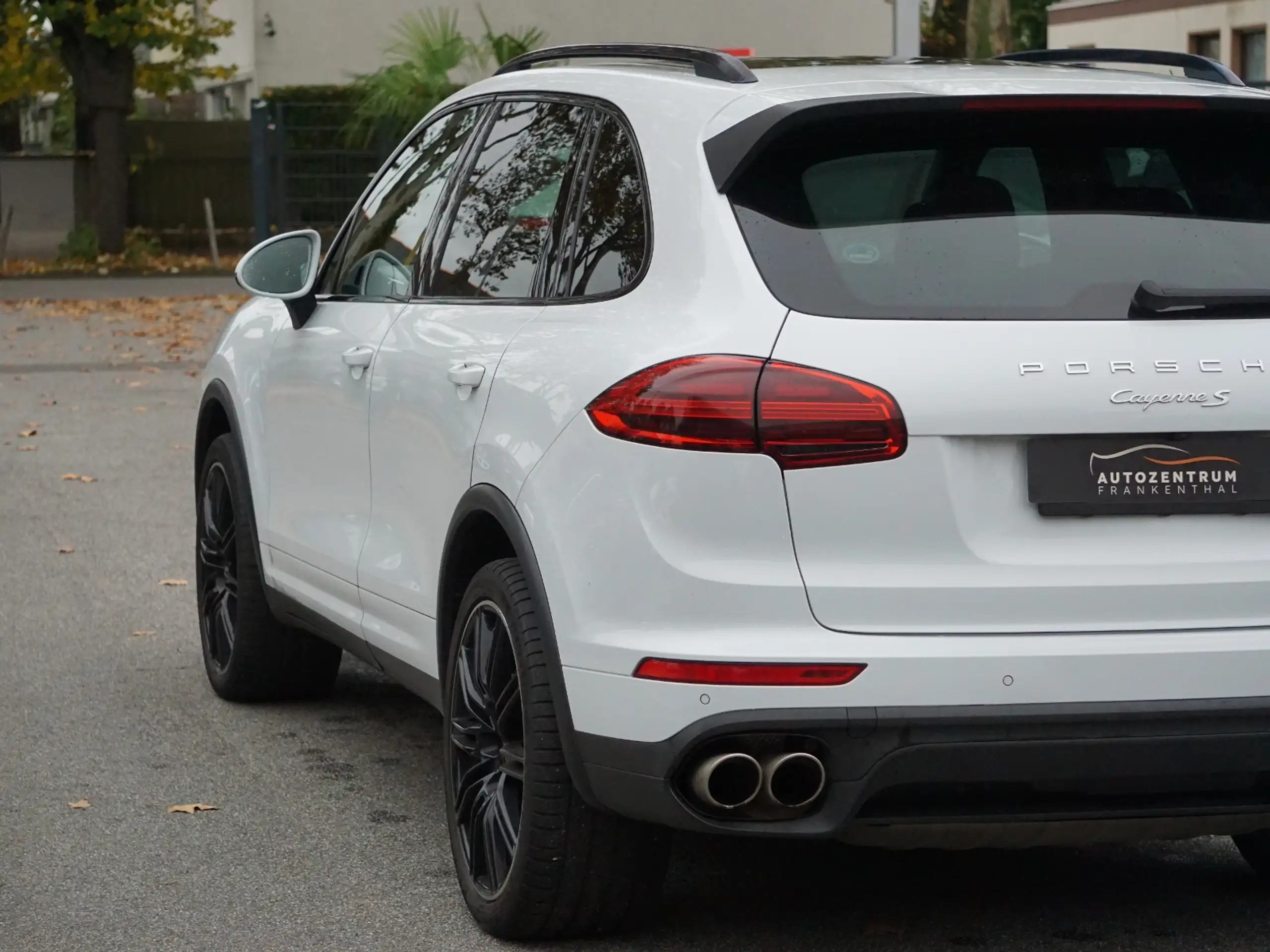 Porsche - Cayenne