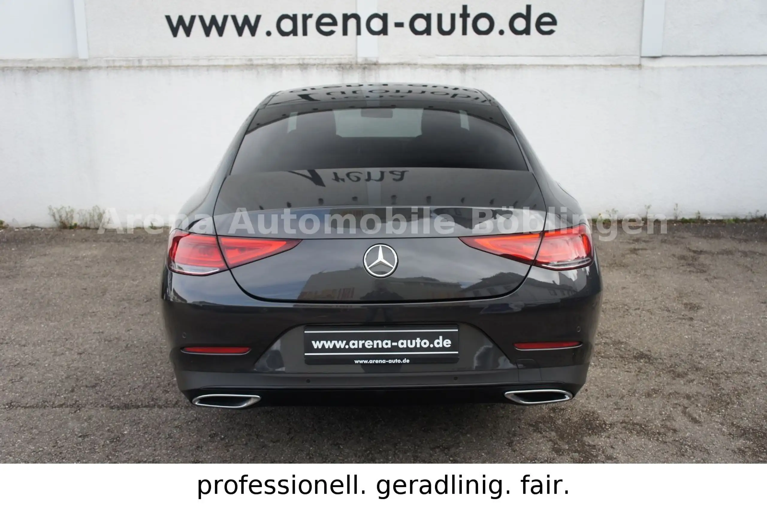 Mercedes-Benz - CLS 220