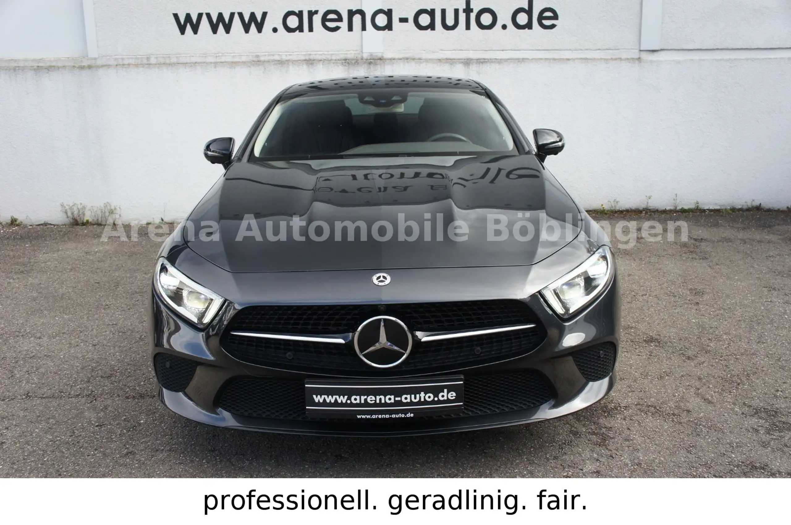 Mercedes-Benz - CLS 220