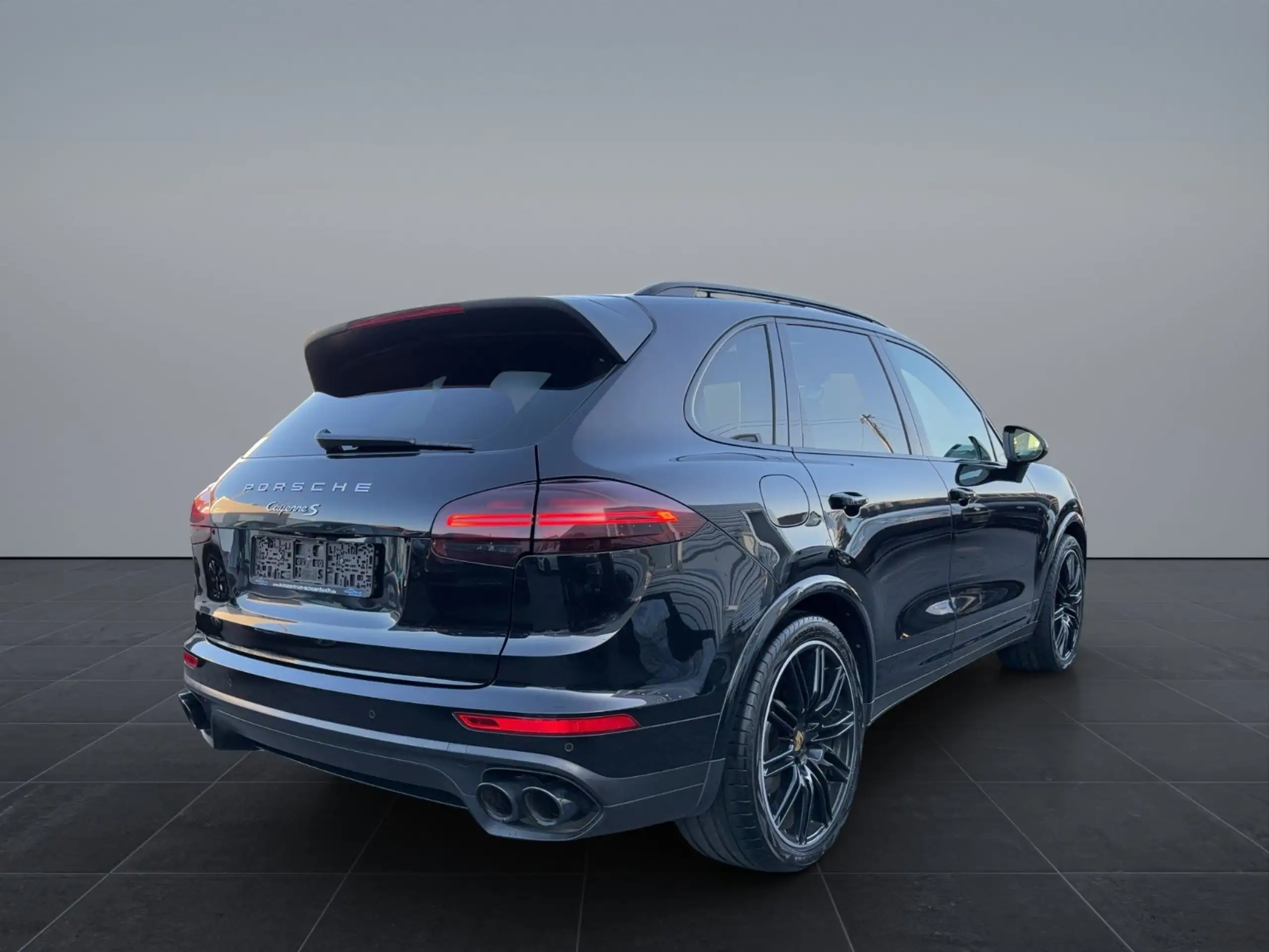 Porsche - Cayenne