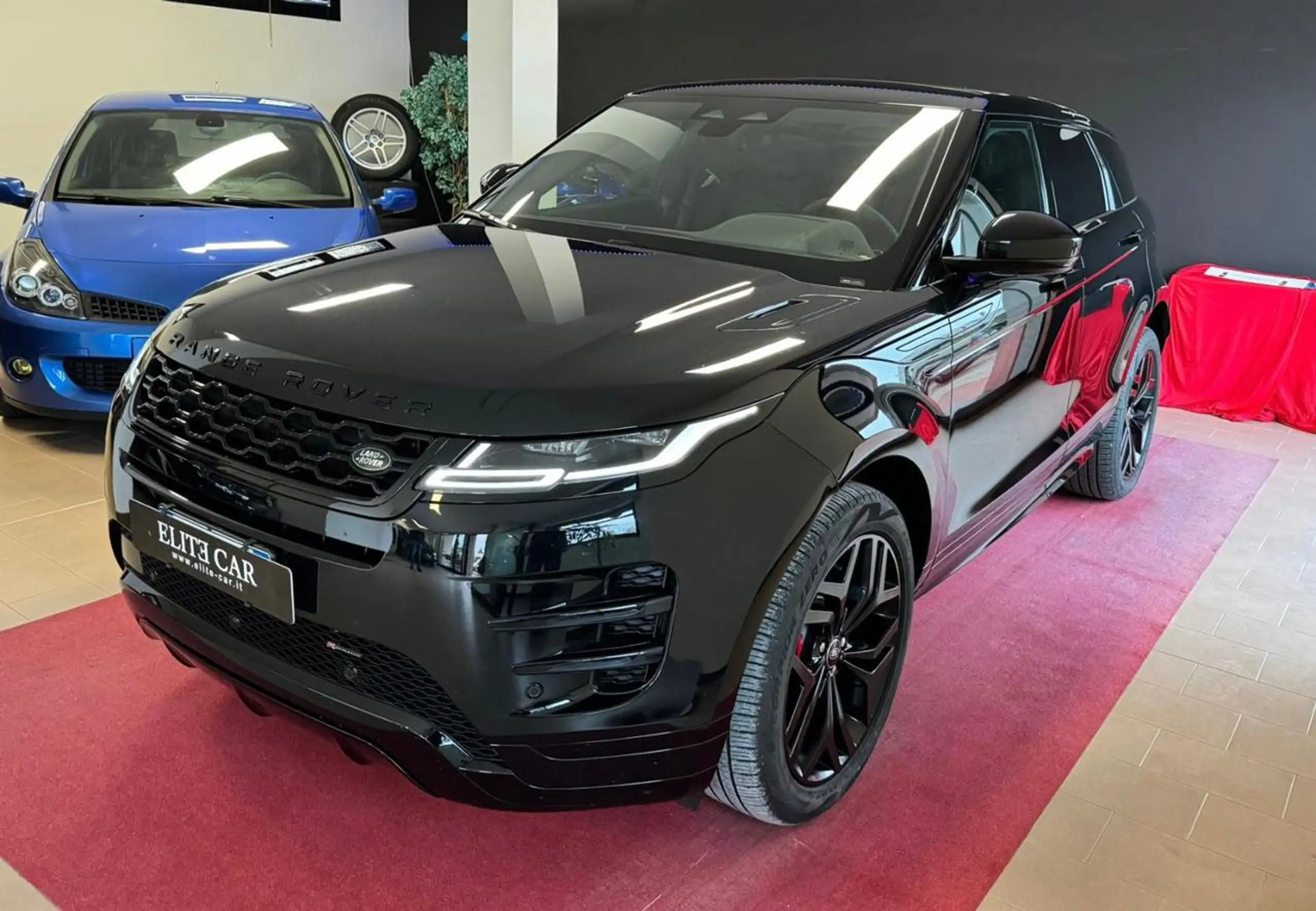 Land Rover - Range Rover Evoque