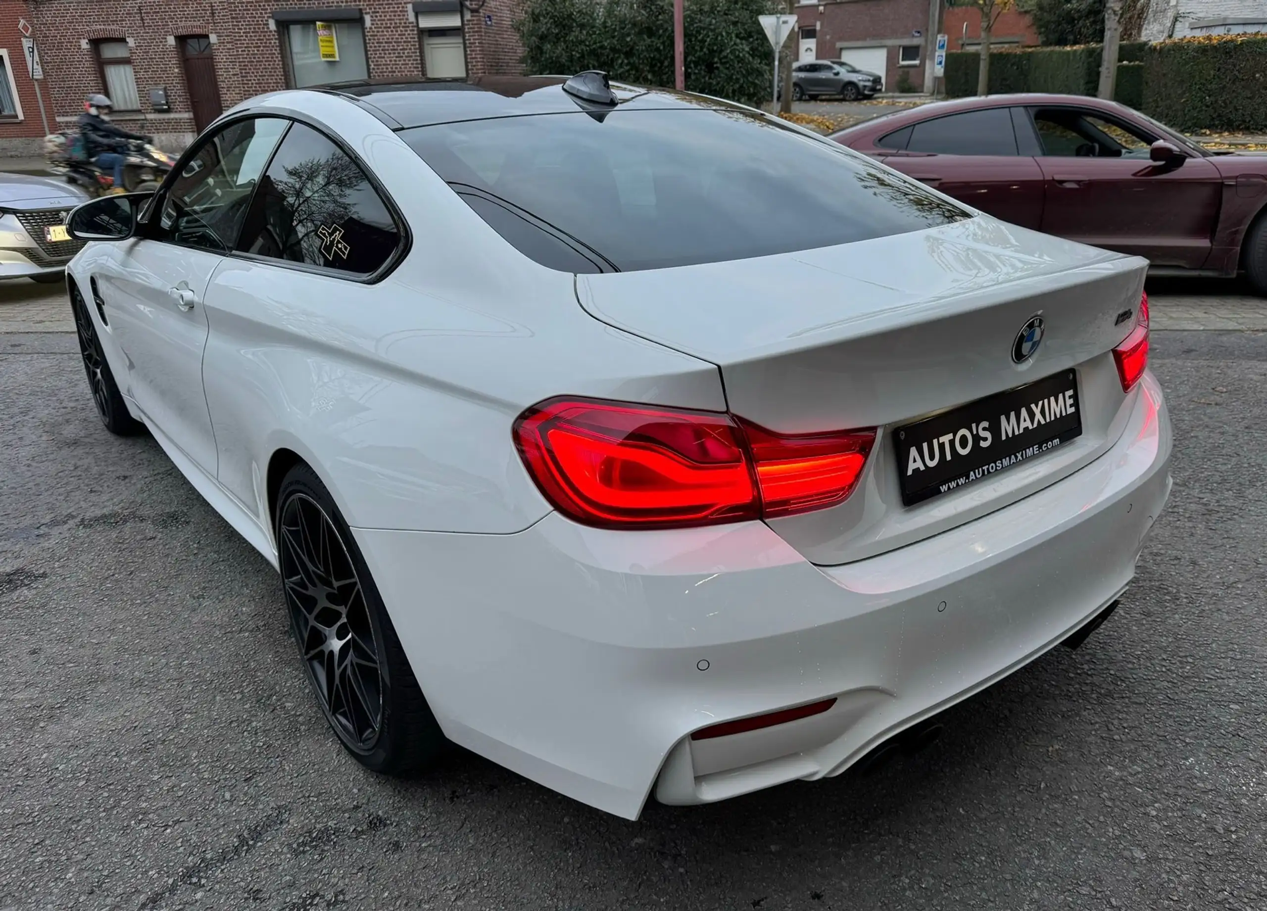 BMW - M4