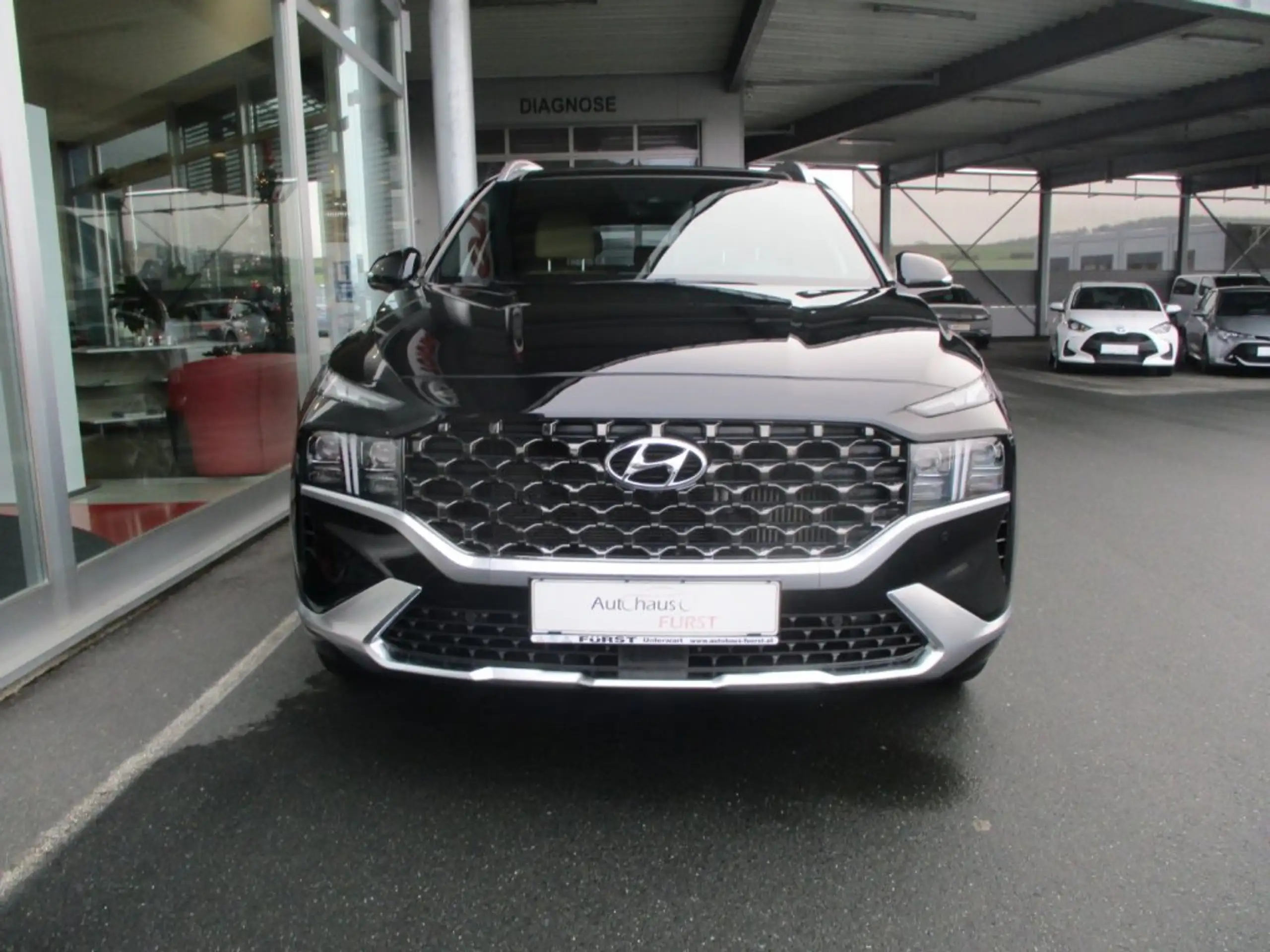 Hyundai - SANTA FE