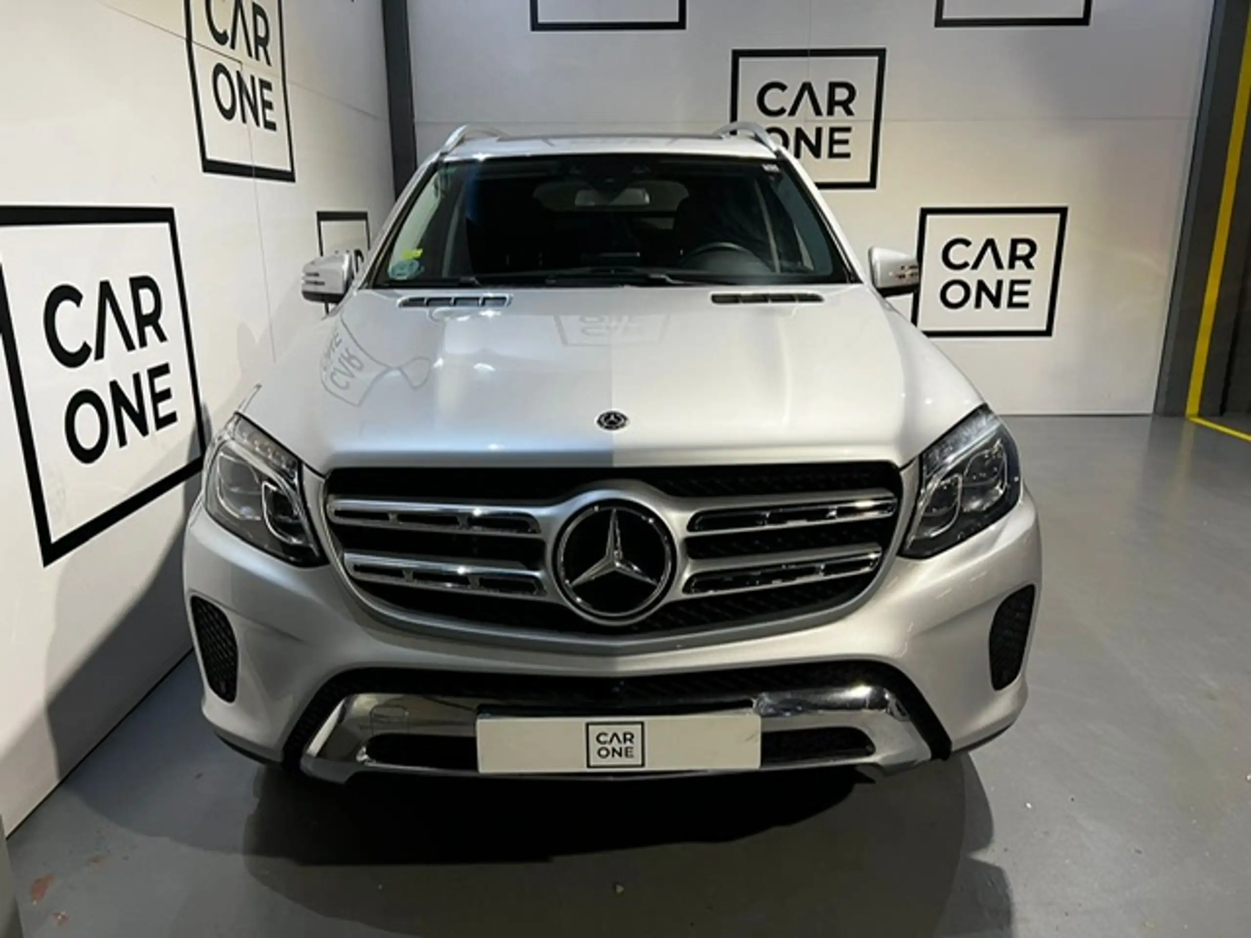 Mercedes-Benz - GLS 350