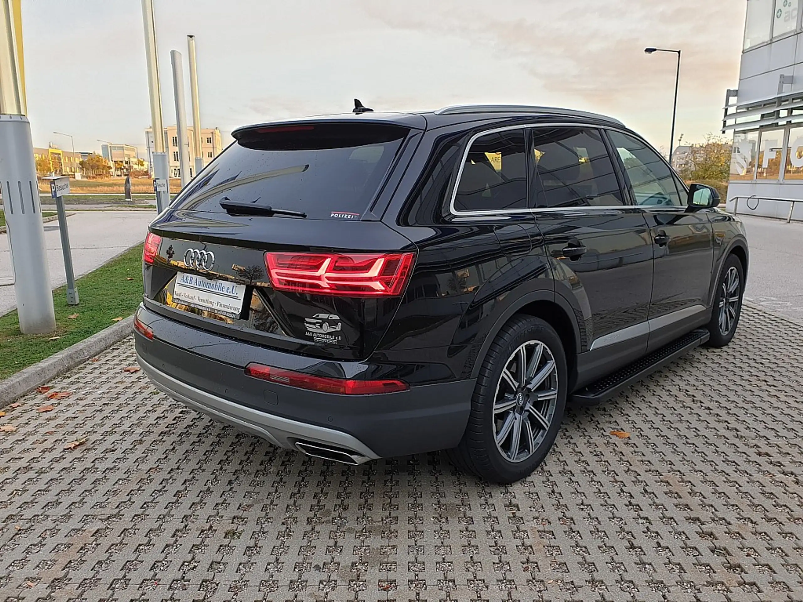 Audi - Q7