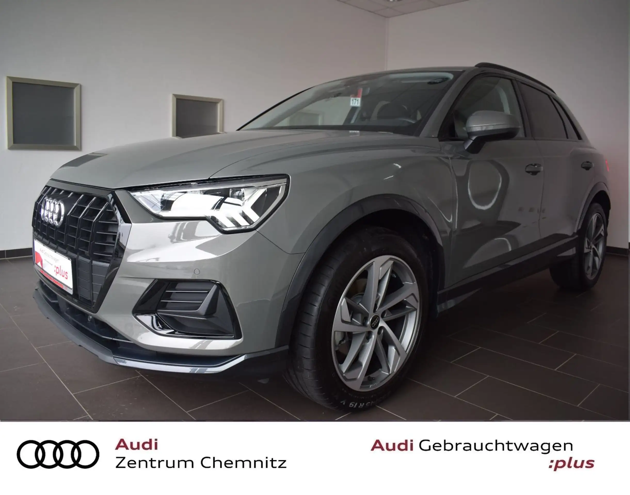 Audi - Q3