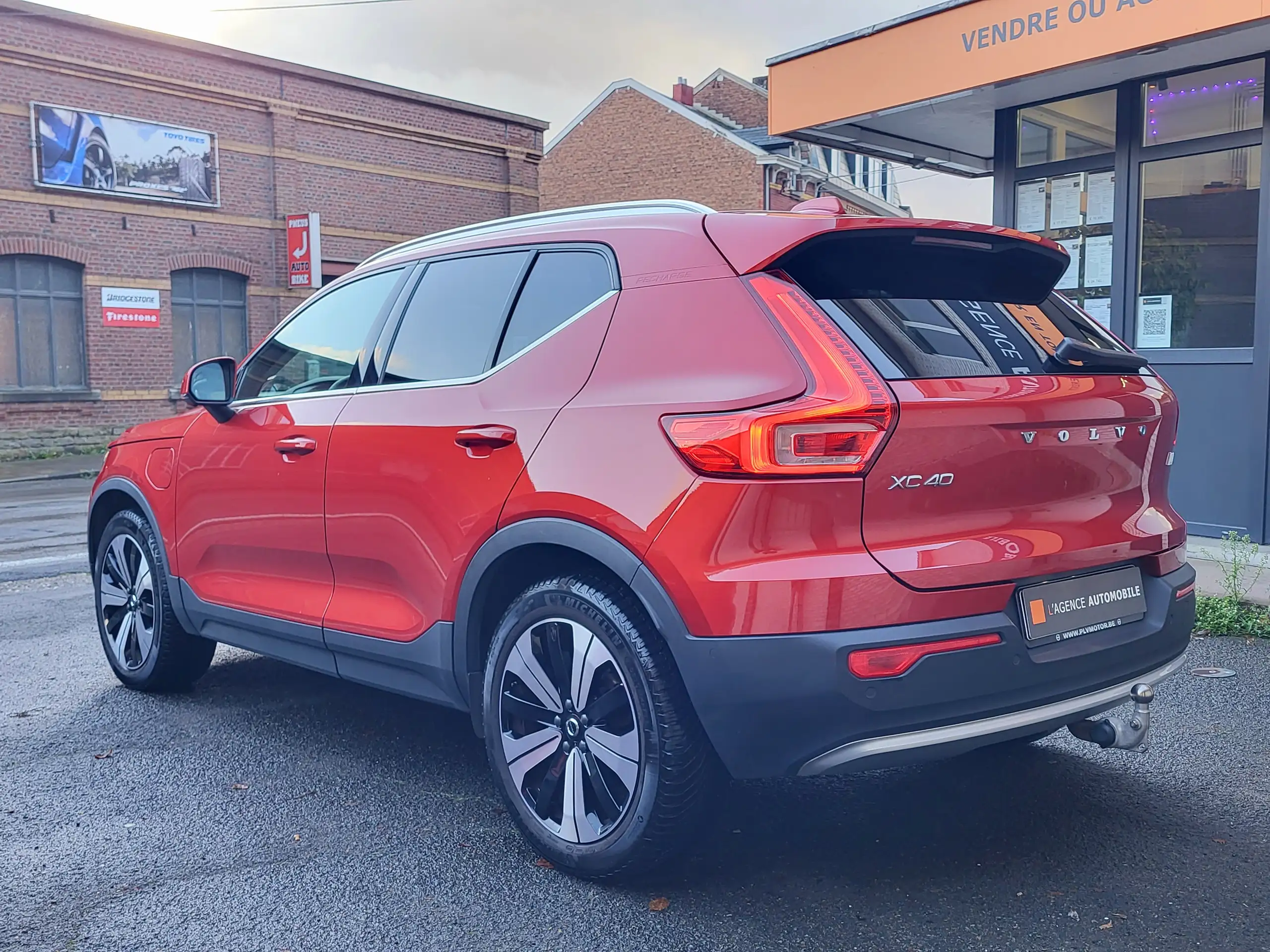 Volvo - XC40