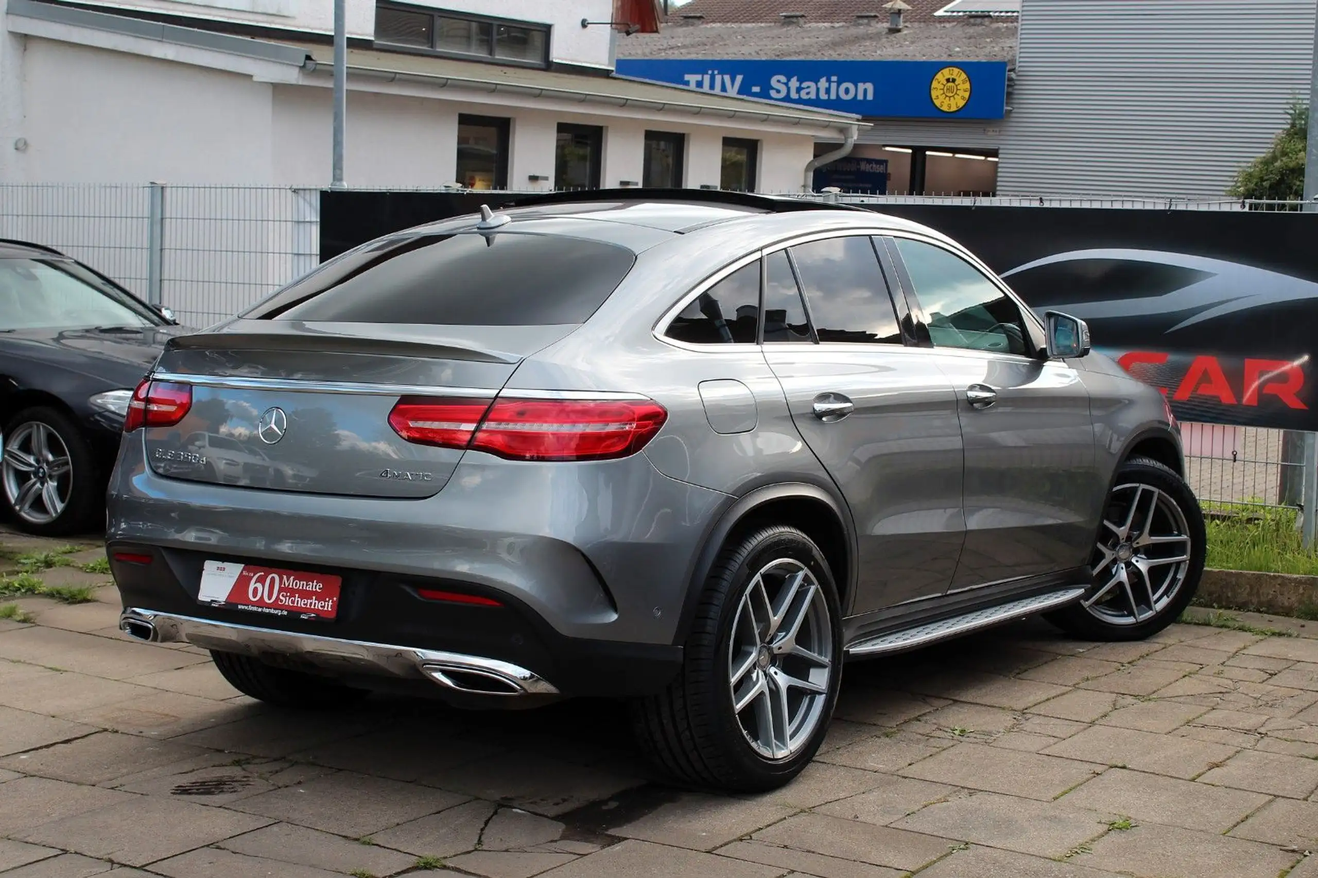 Mercedes-Benz - GLE 350