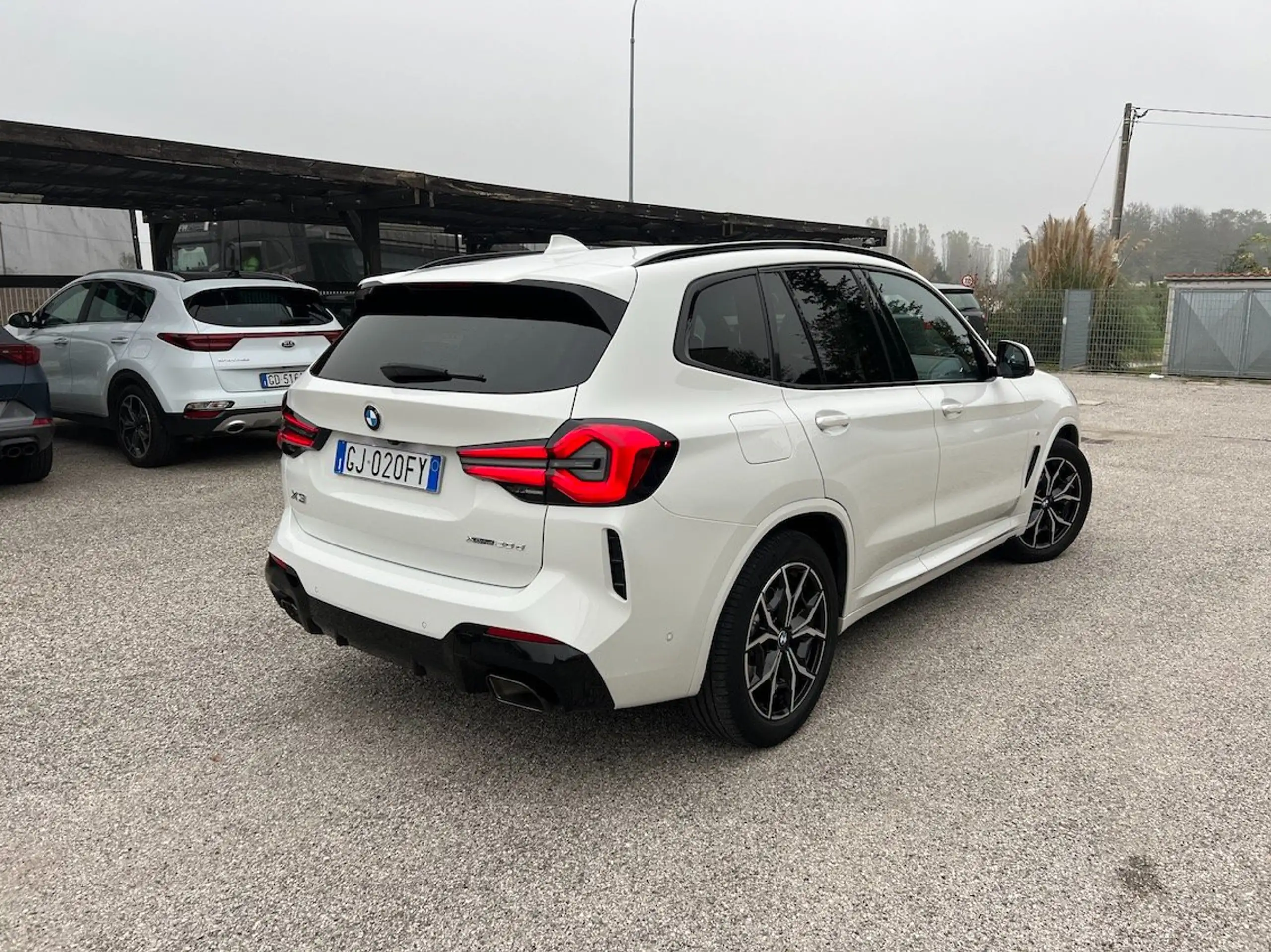 BMW - X3