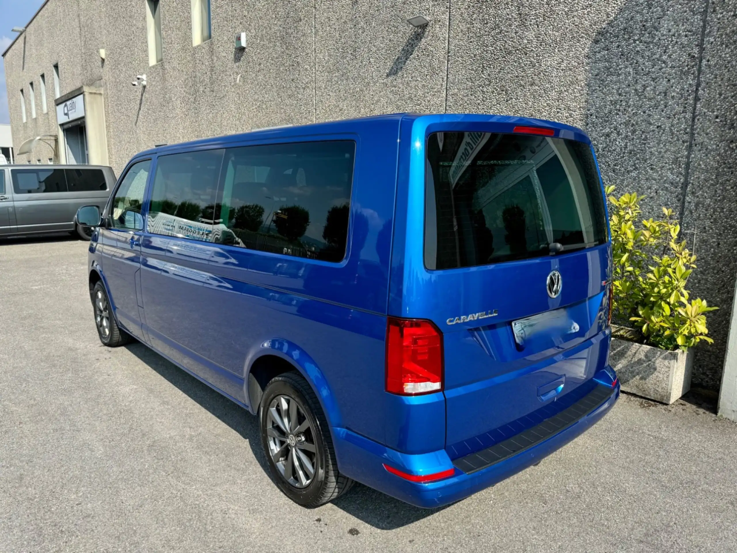 Volkswagen - T6.1 Caravelle