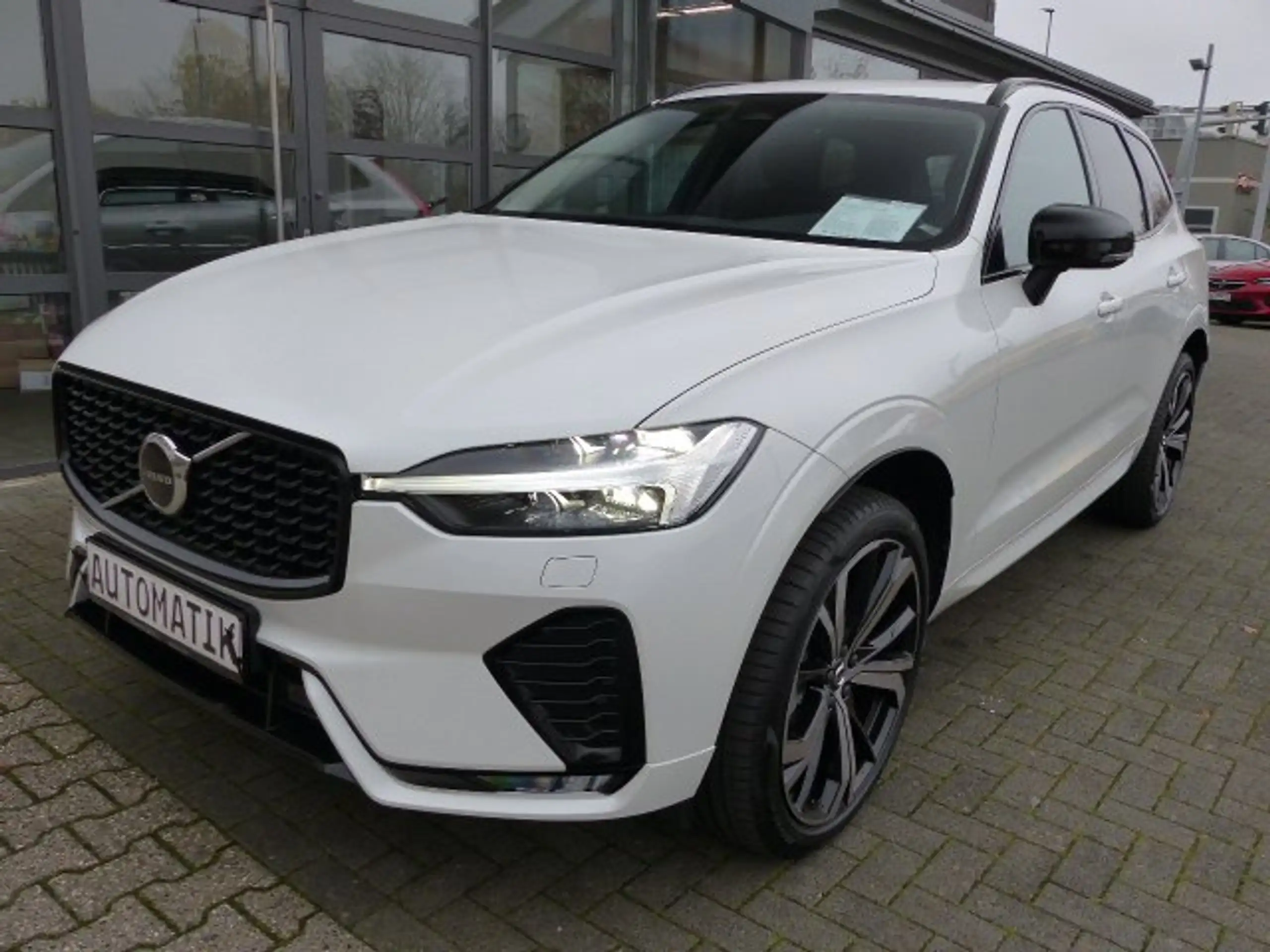 Volvo - XC60