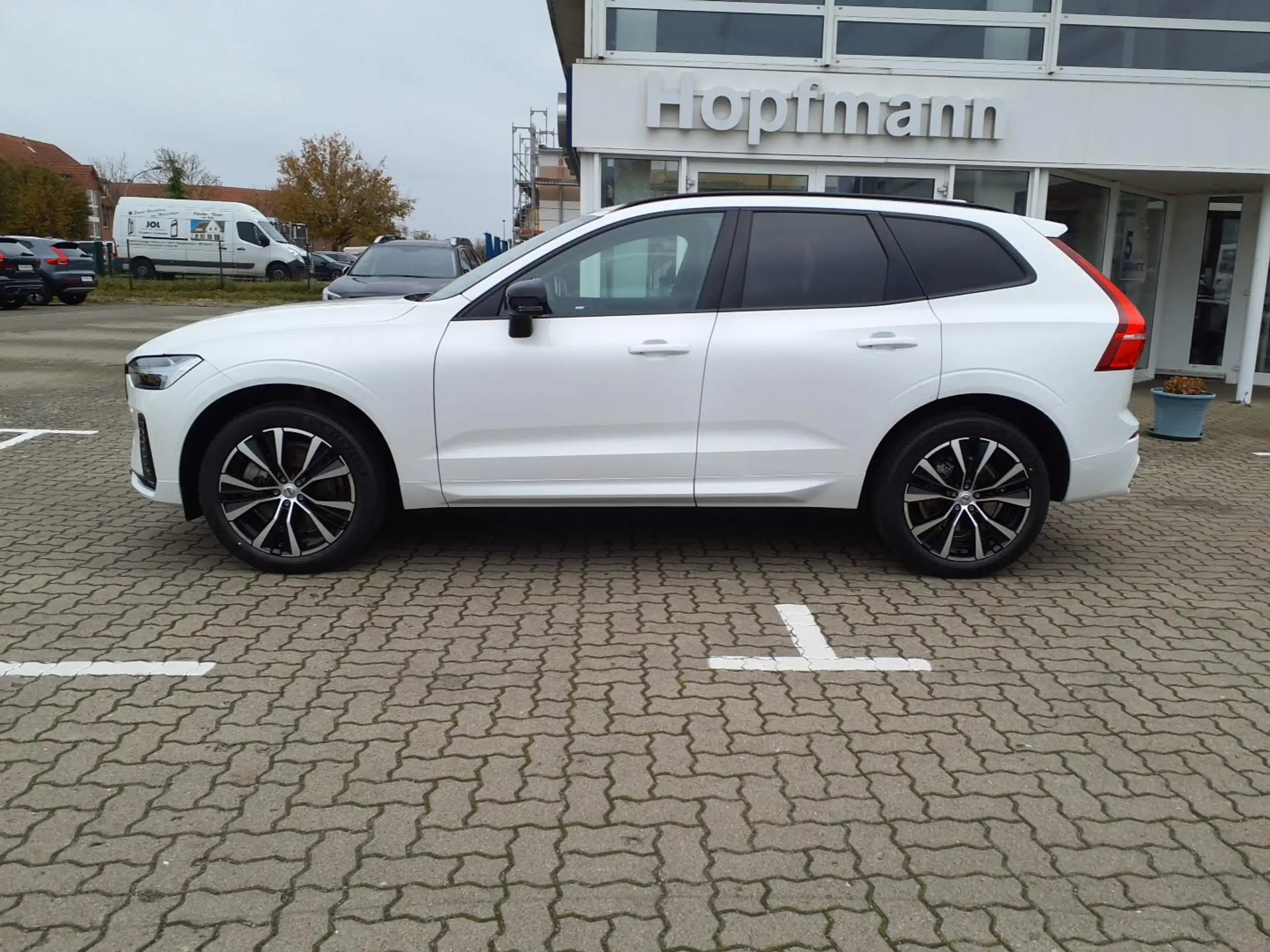 Volvo - XC60