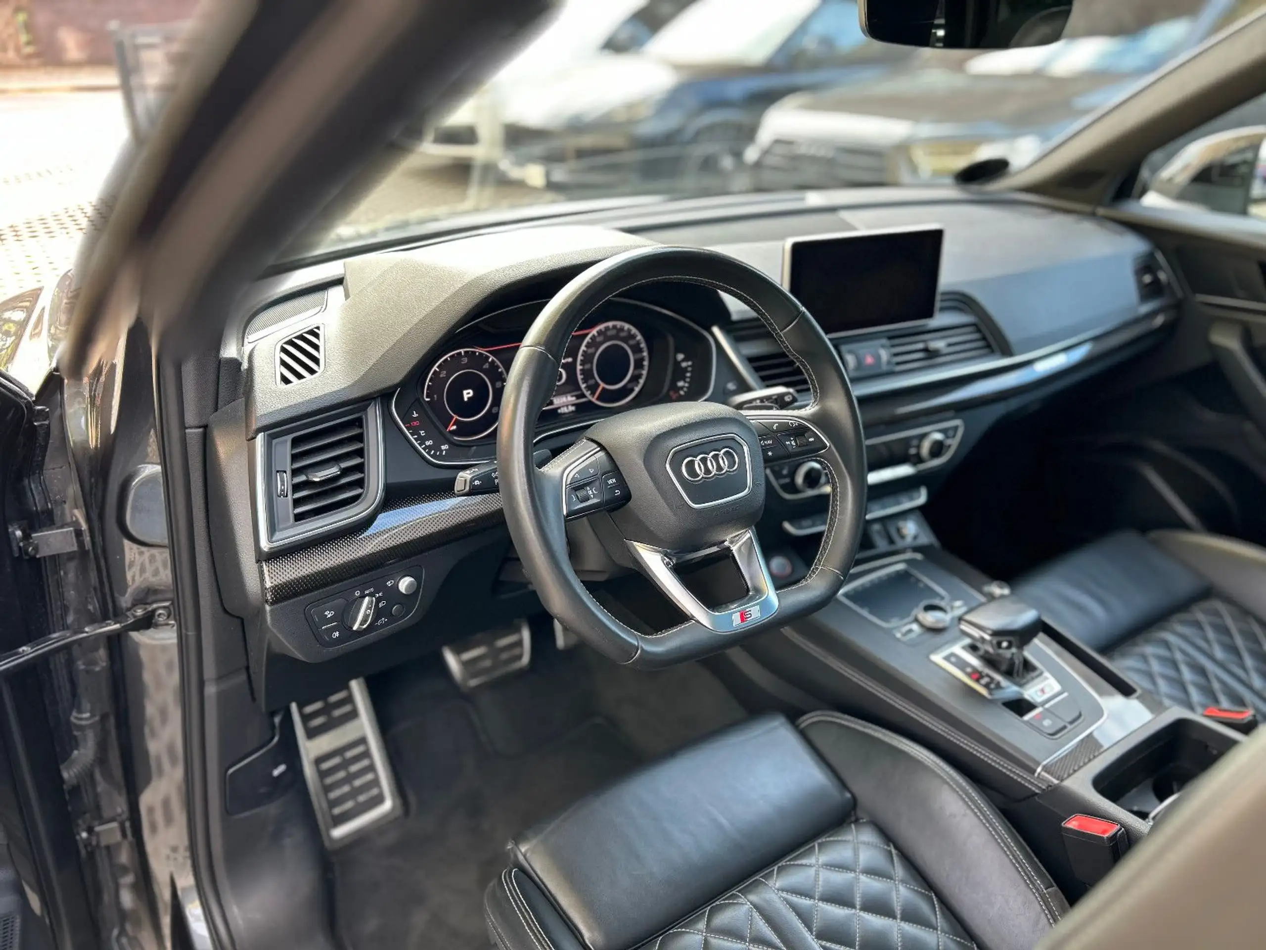 Audi - SQ5