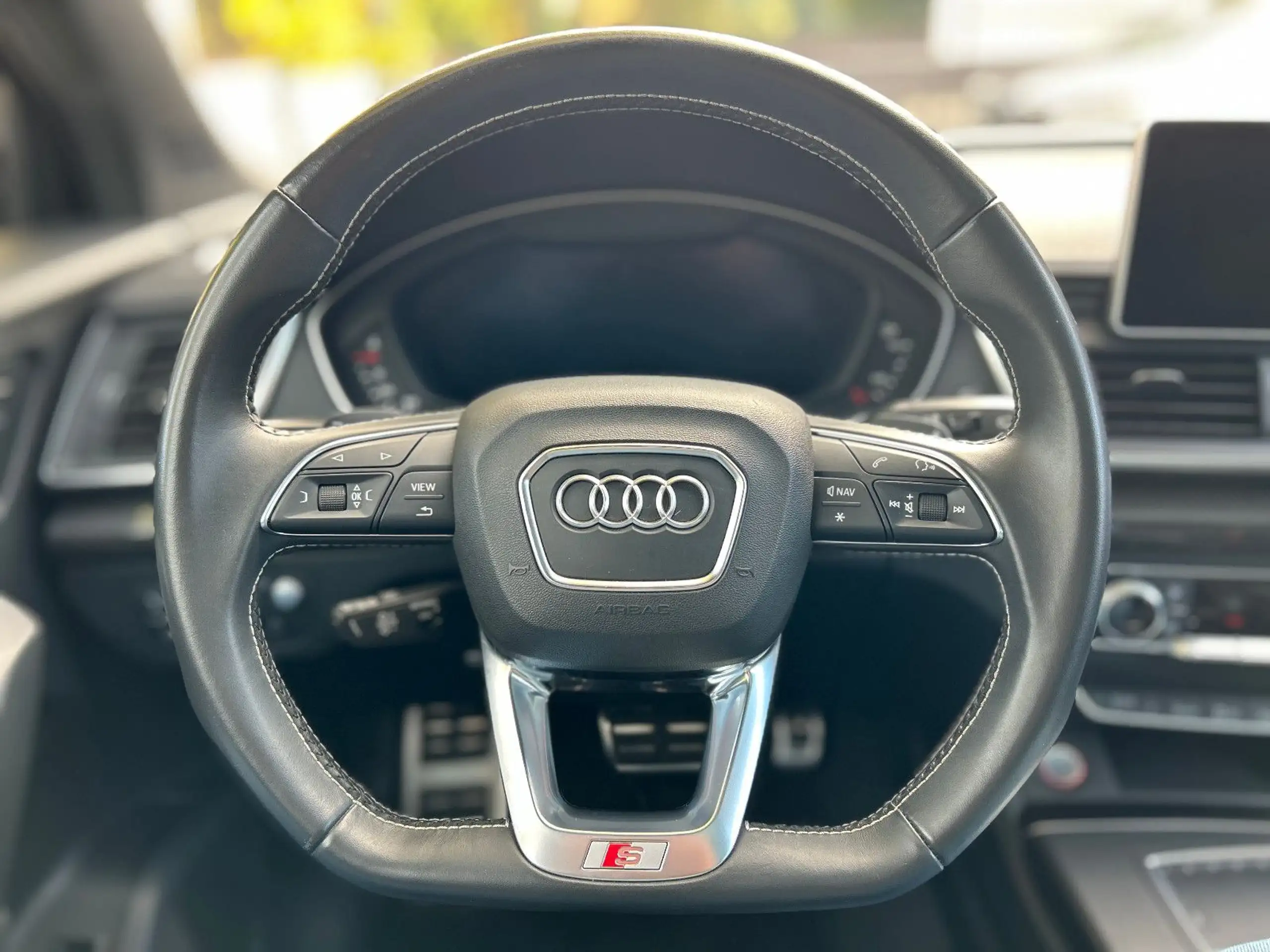 Audi - SQ5