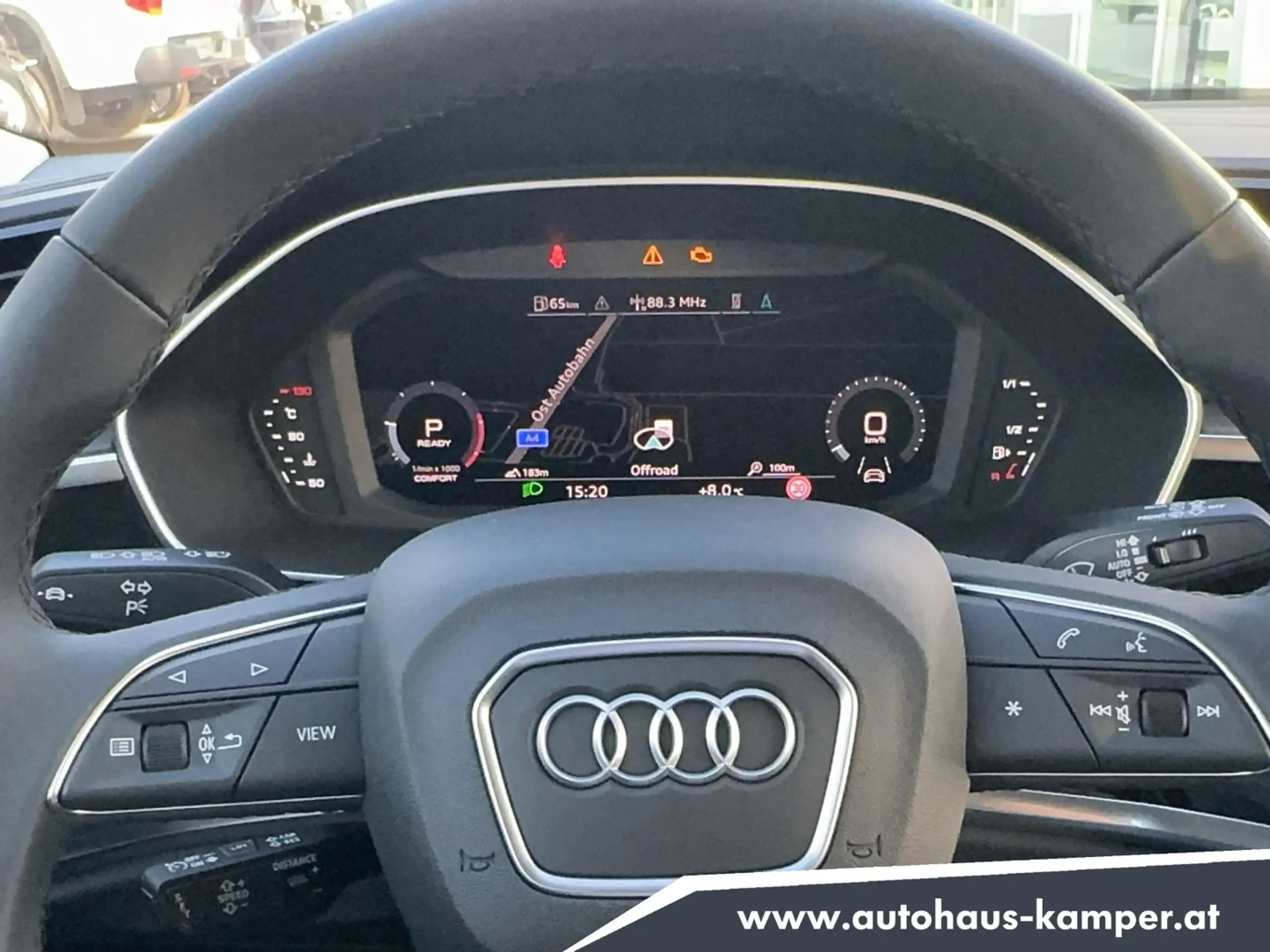 Audi - Q3