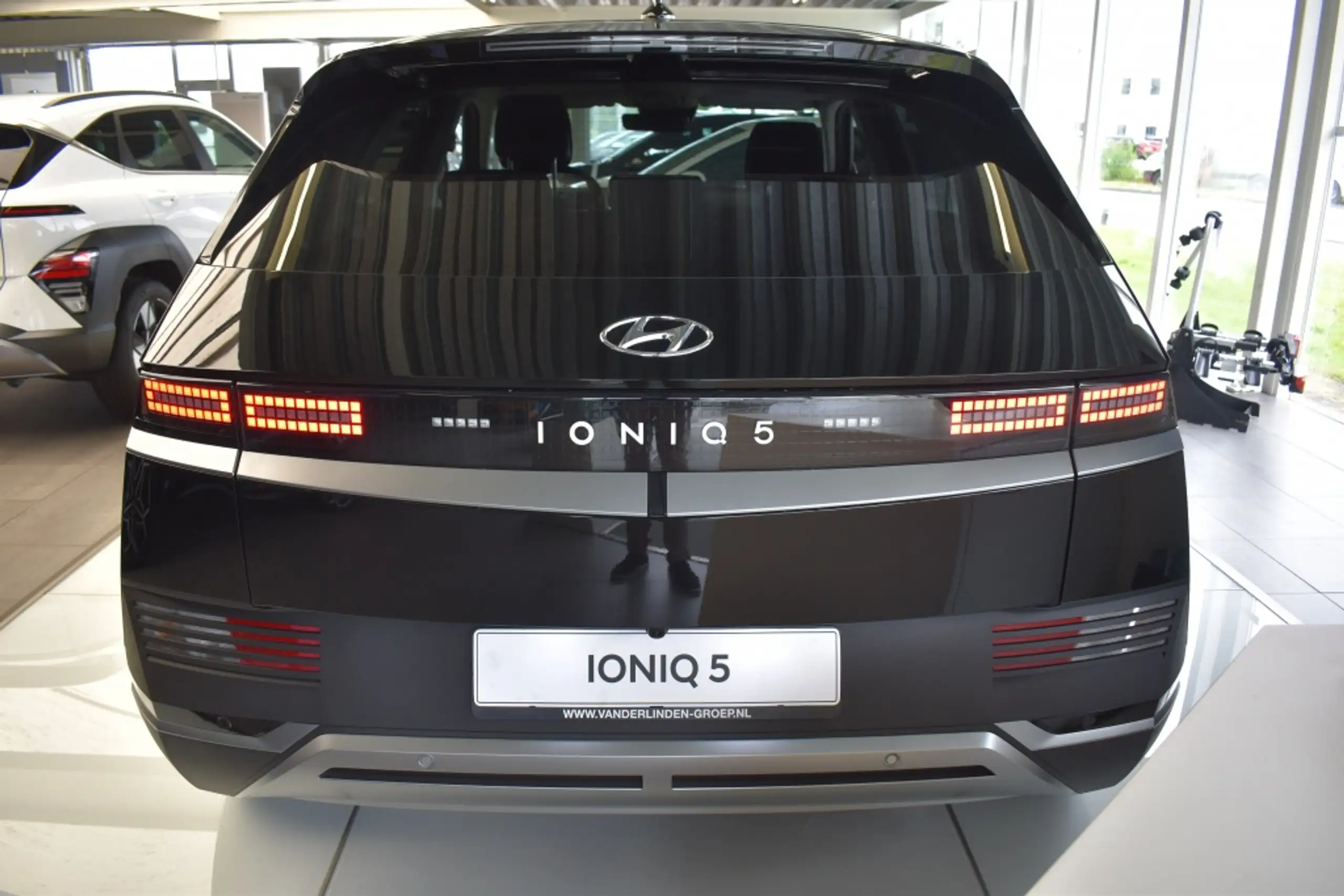 Hyundai - IONIQ 5